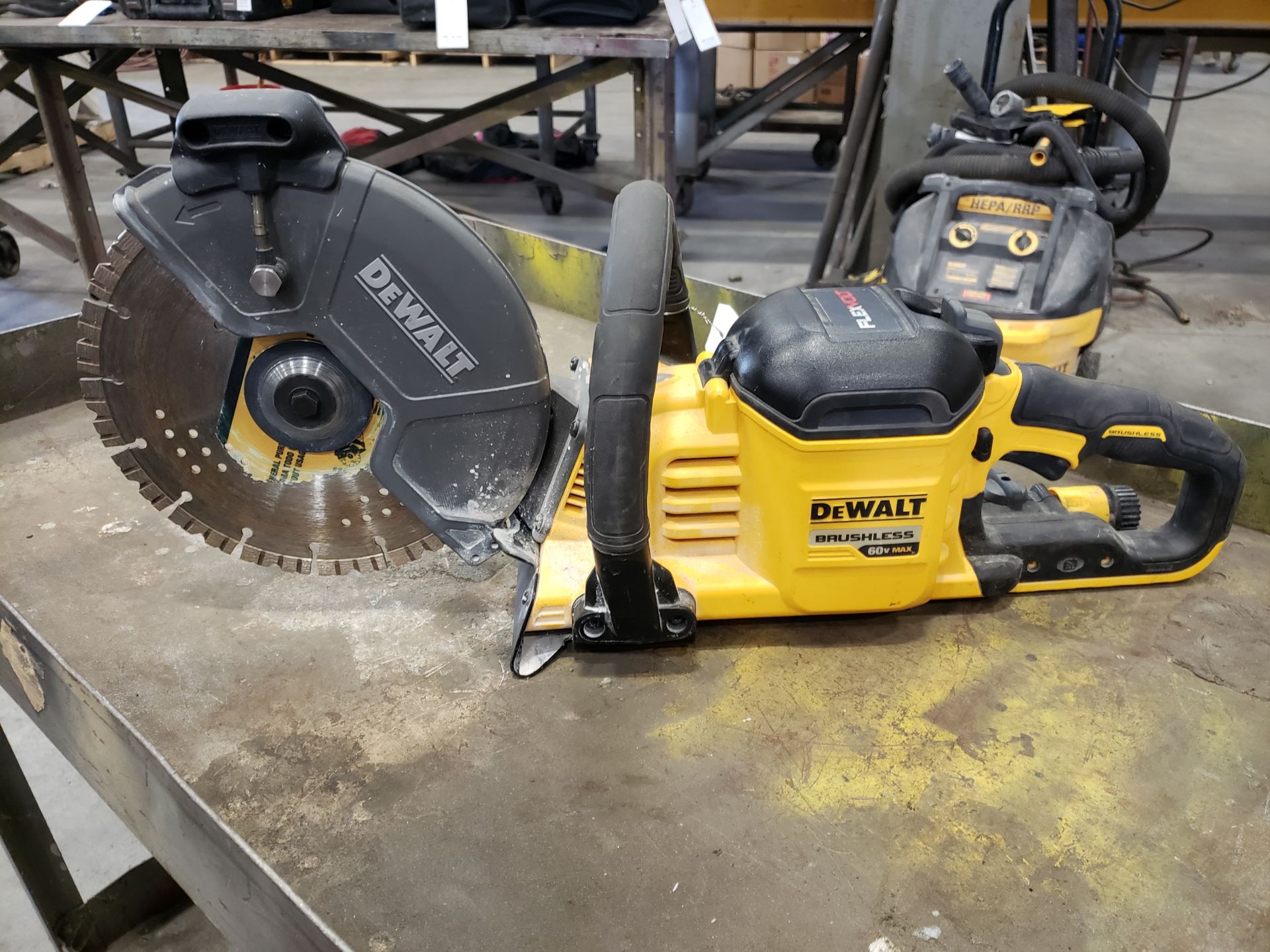 DeWalt DCS690 Cordless Cut-Off Saw