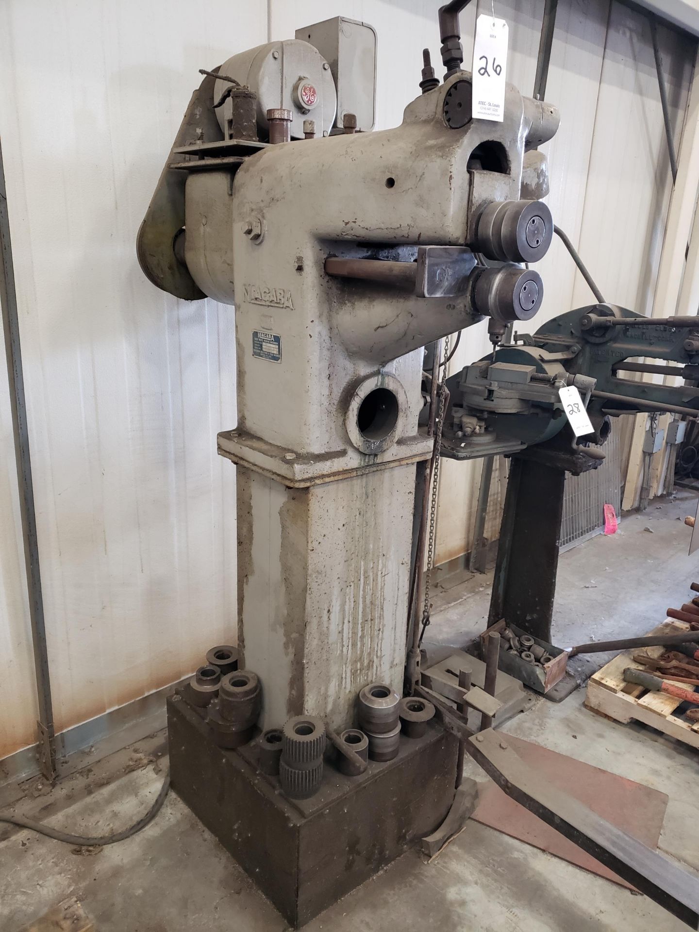 Niagara Model 180 Power Rotary Machine