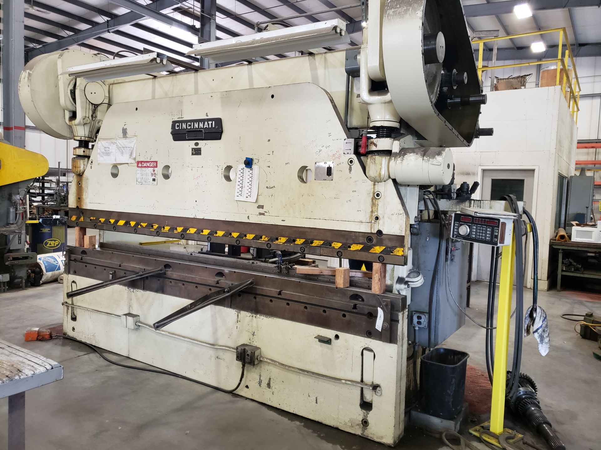 Cincinnati 9-Series 10' Press Brake