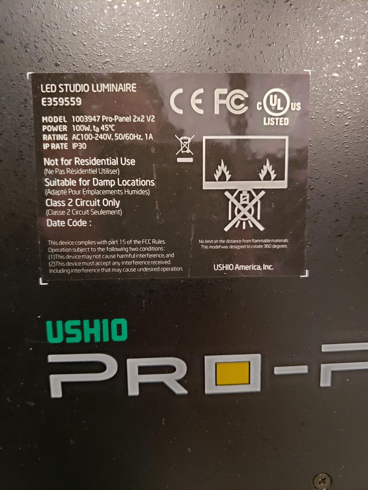 Ushio Model 1003947 Pro-Panel 2X2 V2 LED Studio Luminaira - Image 2 of 2