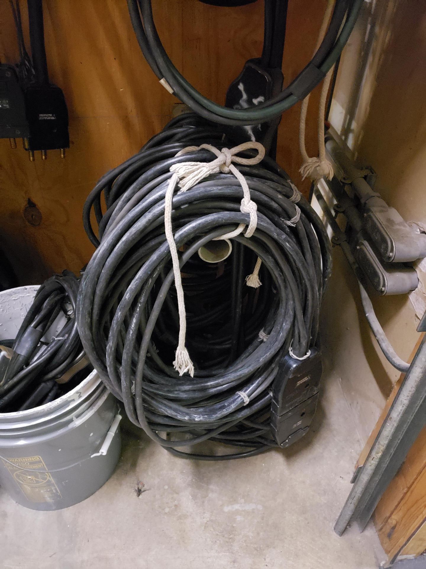 Lot of Cables - Image 8 of 9