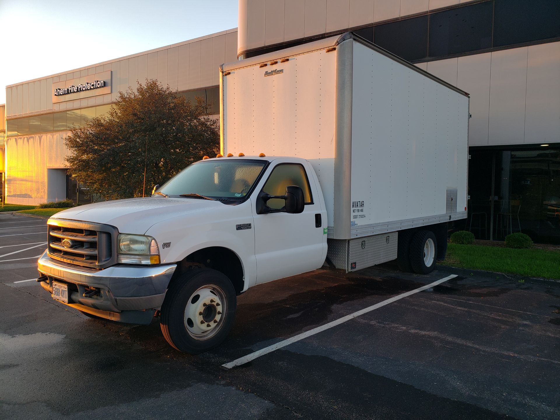 2002 Ford F550 XL Super Duty Box Truck