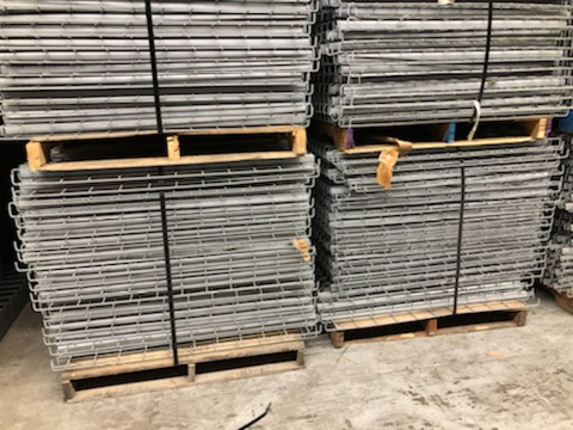 USED 40 PCS OF LAY IN FLUSH 44" X 46" WIREDECK - Image 2 of 2