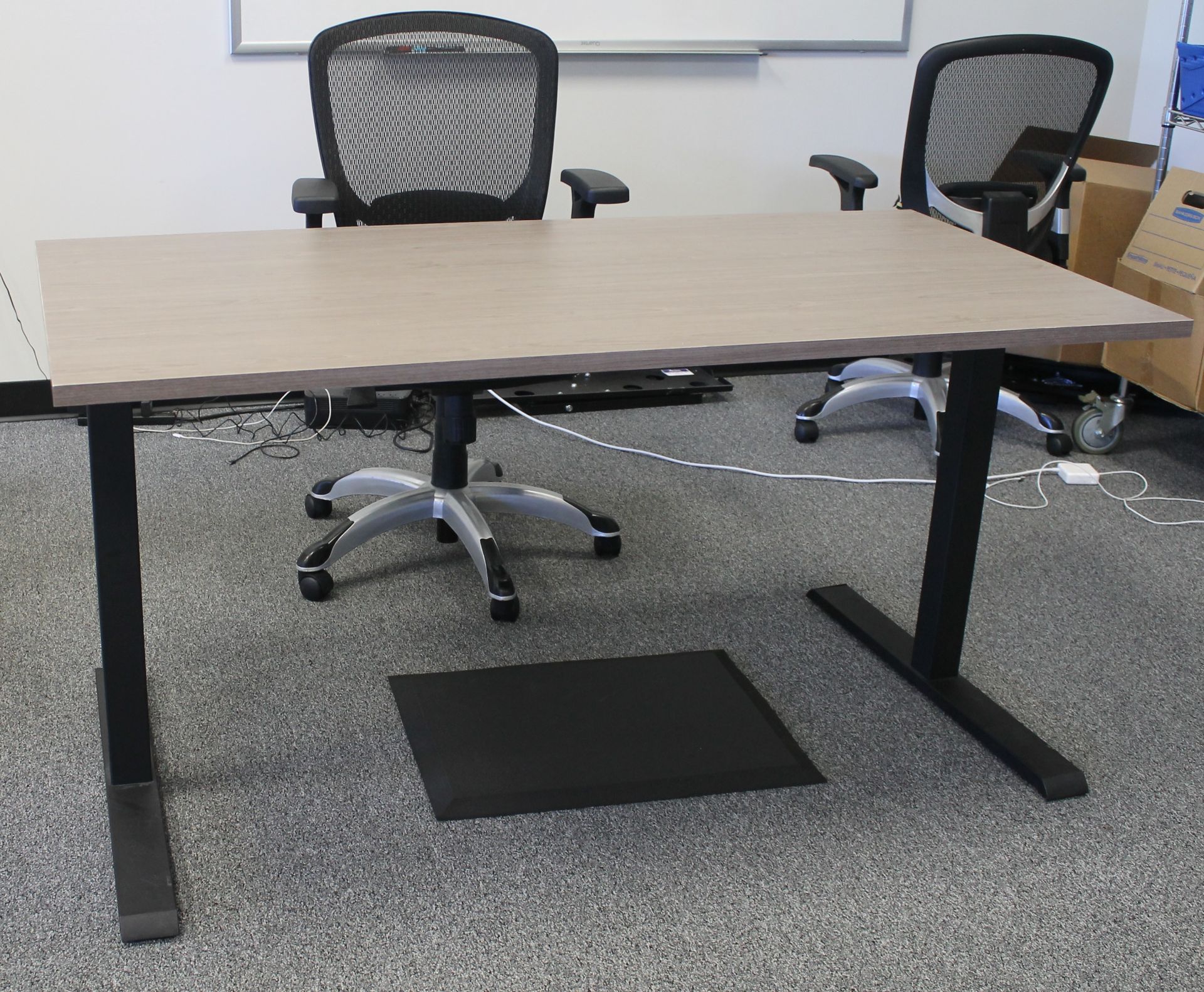 HEIGHT ADJUSTABLE OFFICE DESK WITH CHAIR - Image 2 of 3