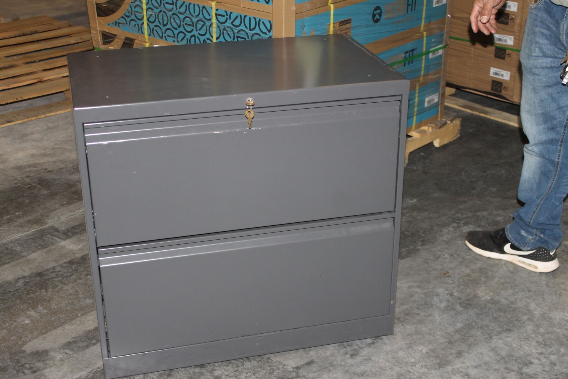 2 PCS OF 2 DRAWER LATERAL FILE CABINET WITH 2 KEYS - Image 3 of 3