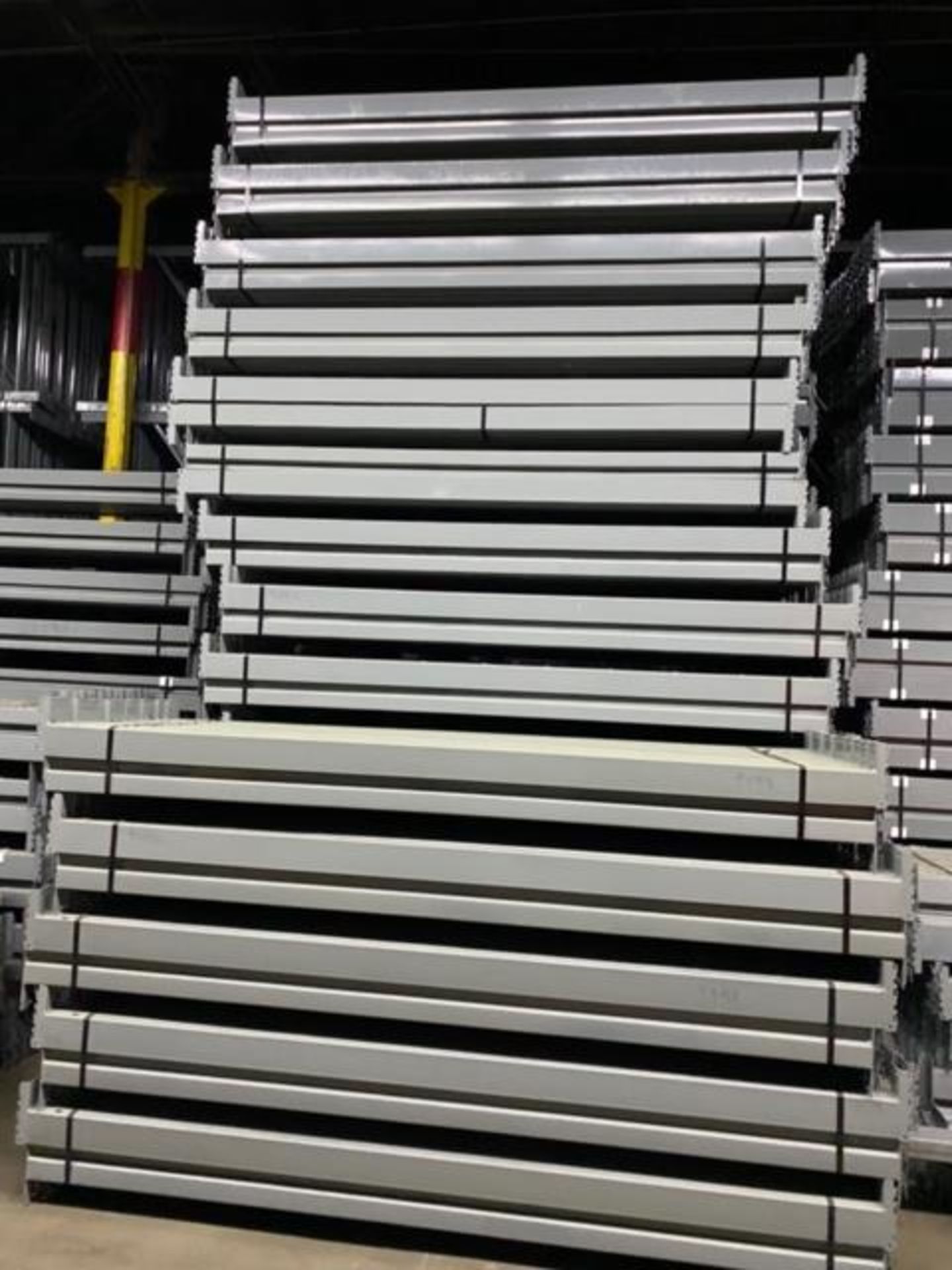 NEW 60 PCS OF 108" X 4.5" KEYSTONE BEAM- 4277 LBS CAPACITY/PAIR - Image 2 of 3