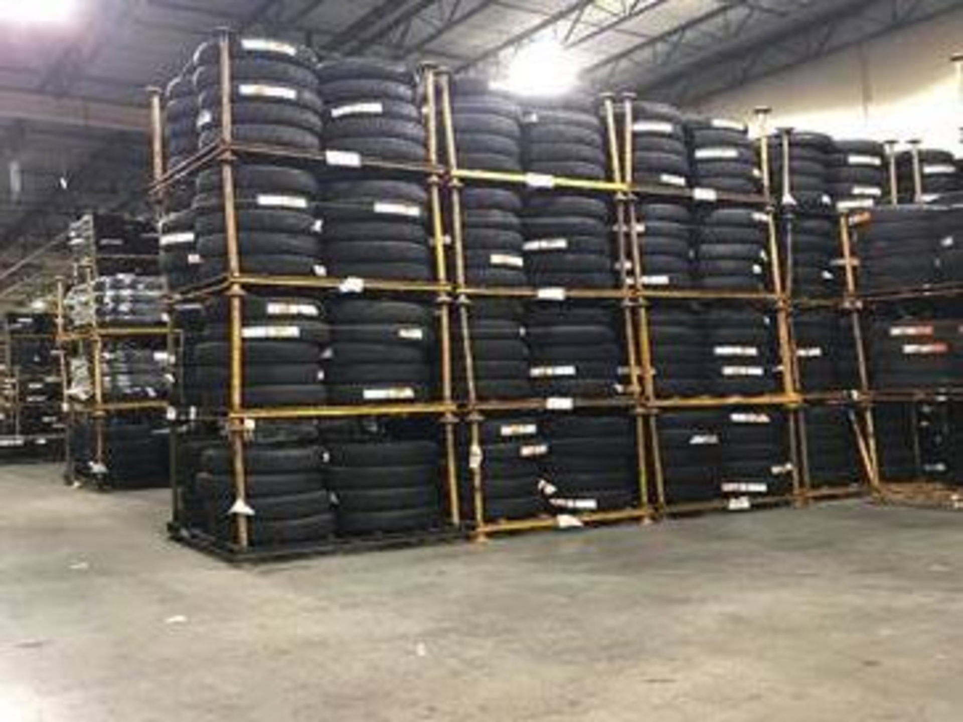 20 SECTIONS OF PORTABLE STACK RACK