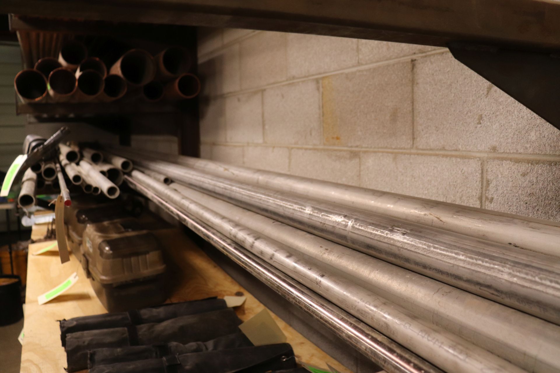 Stainless steel and galvanized pipe - Bild 2 aus 2