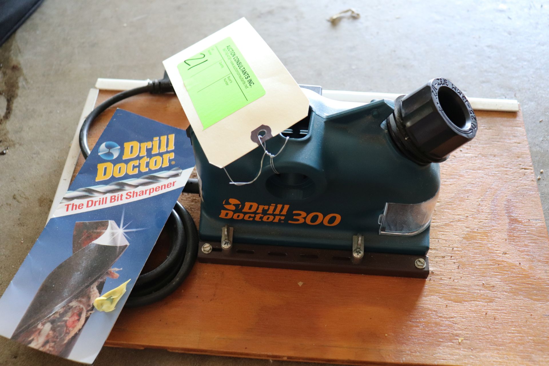 Drill Doctor model 300 drill bit sharpener - Image 2 of 2