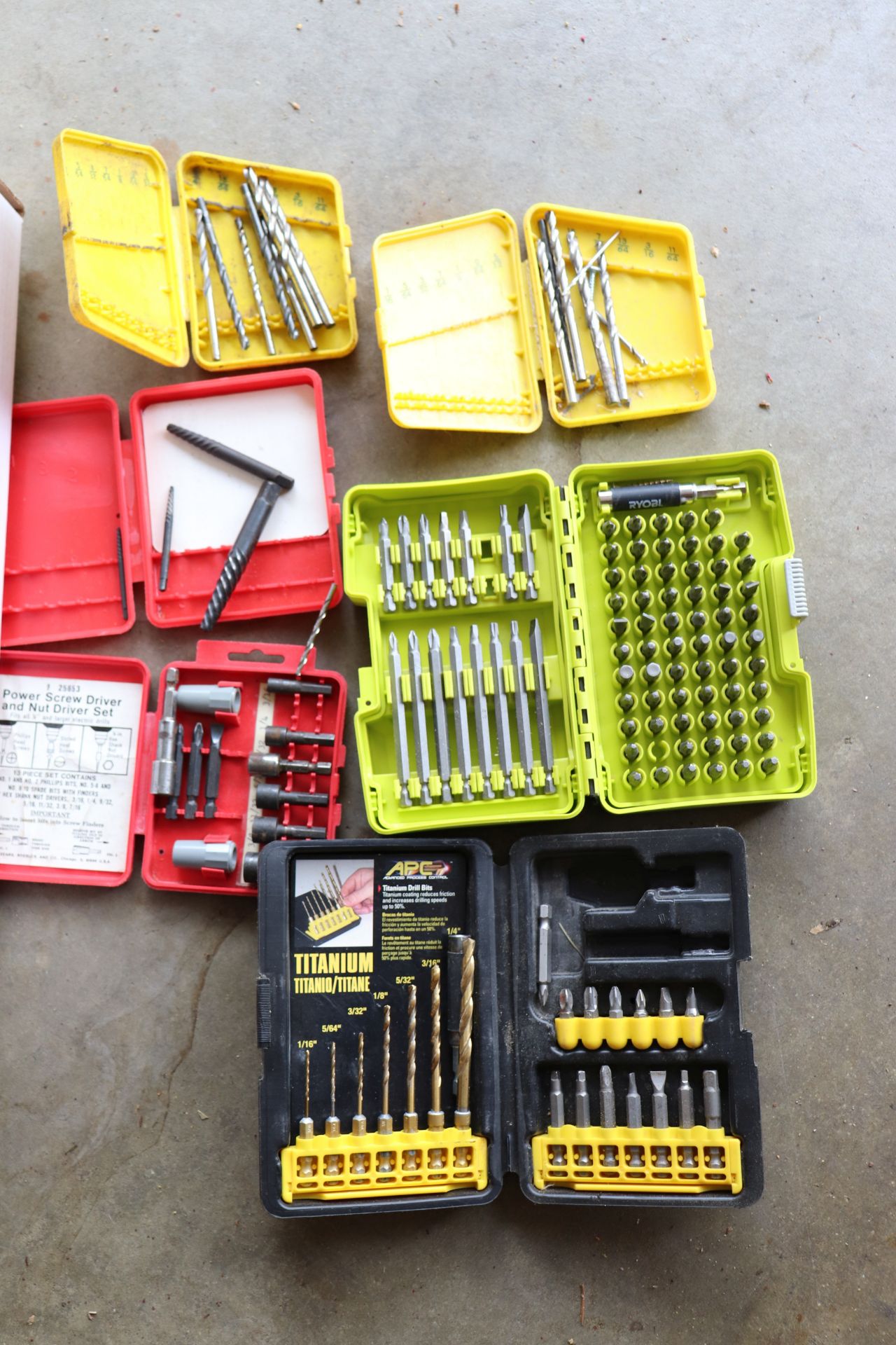 Group of drill bits