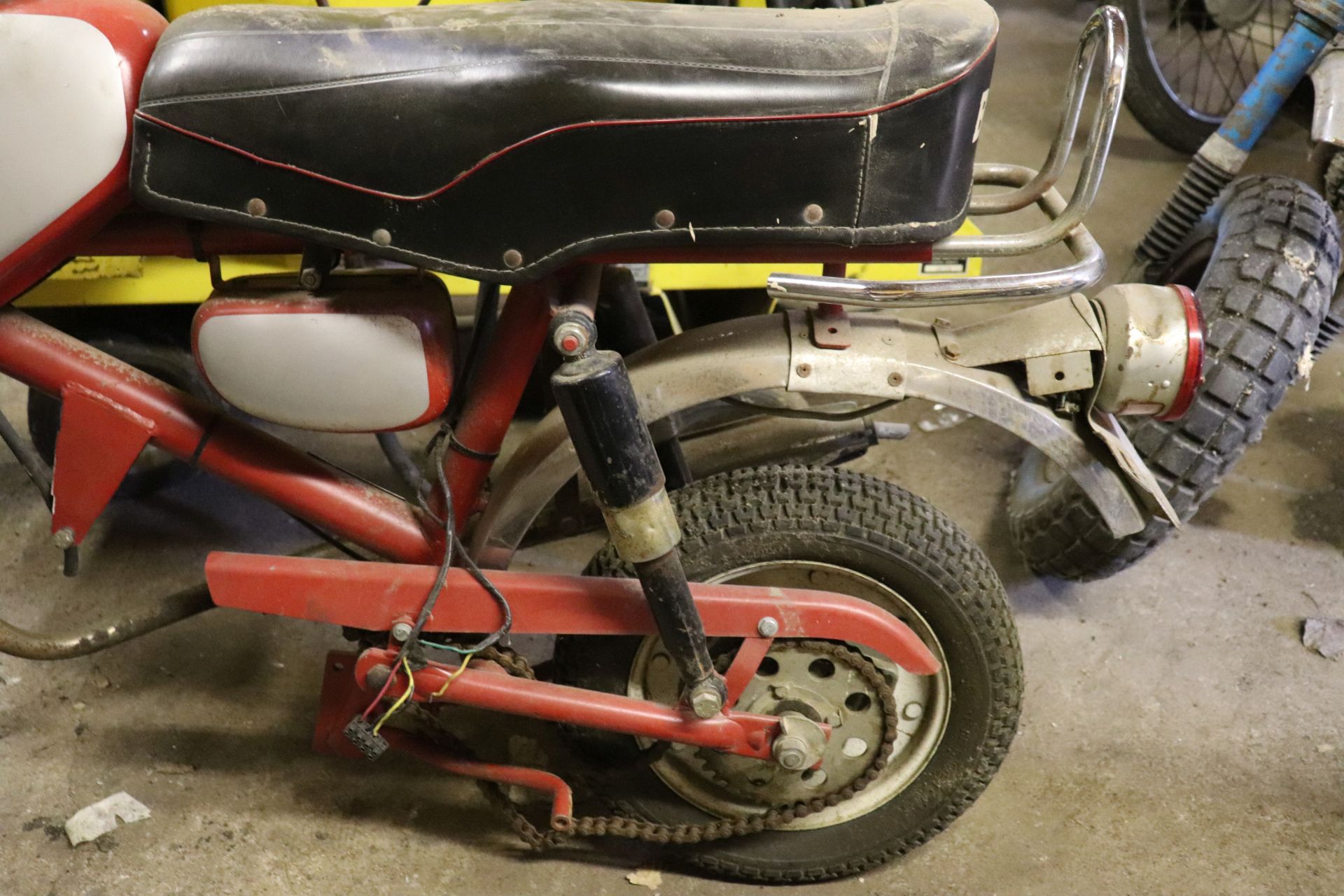 1970 Benelli Buzzer, rolling chassis, 1,262 miles, serial #537684 MINI BIKES MARKED AS PARTS BIKES, - Image 2 of 7