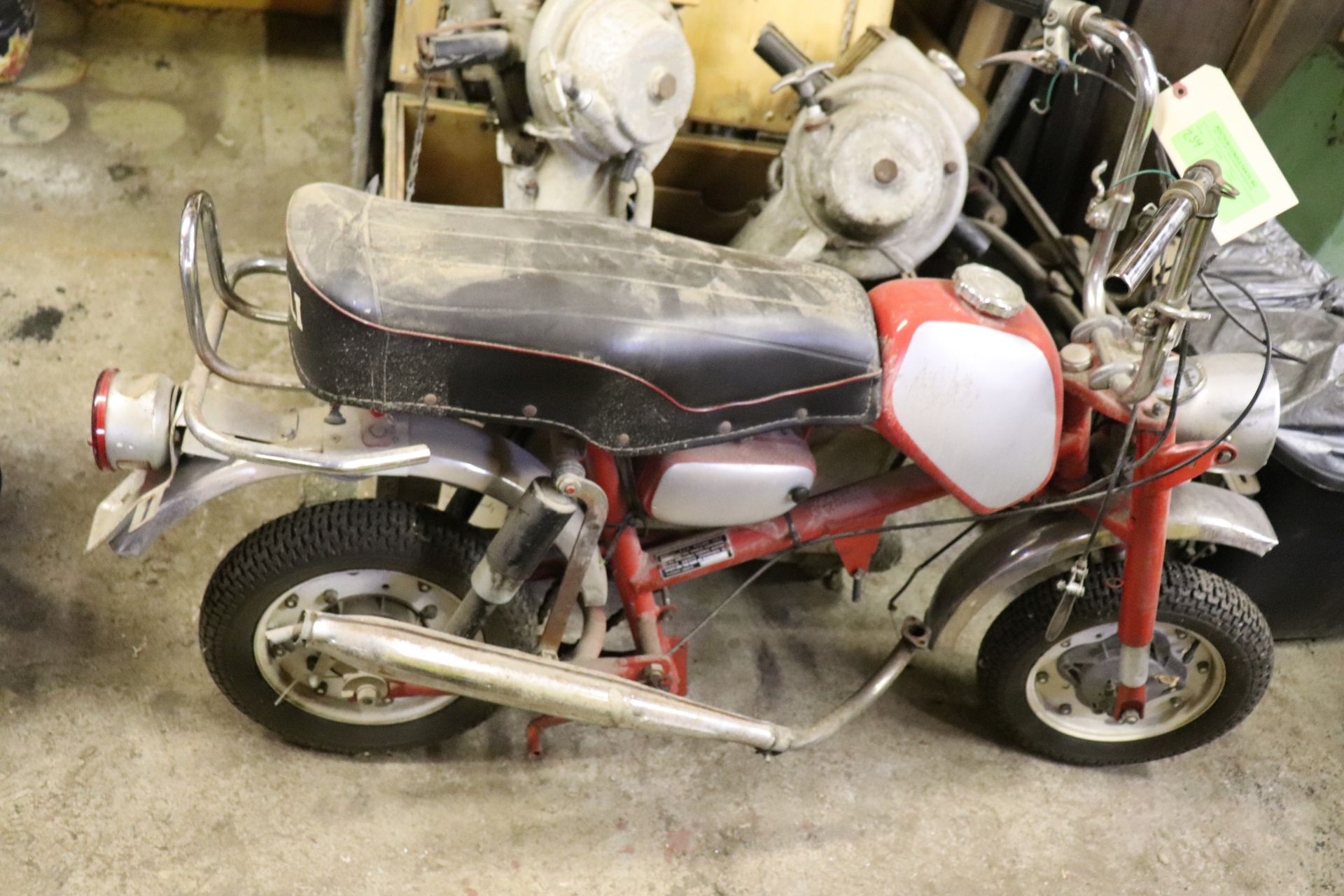 1970 Benelli Buzzer, rolling chassis, 1,262 miles, serial #537684 MINI BIKES MARKED AS PARTS BIKES, - Image 5 of 7