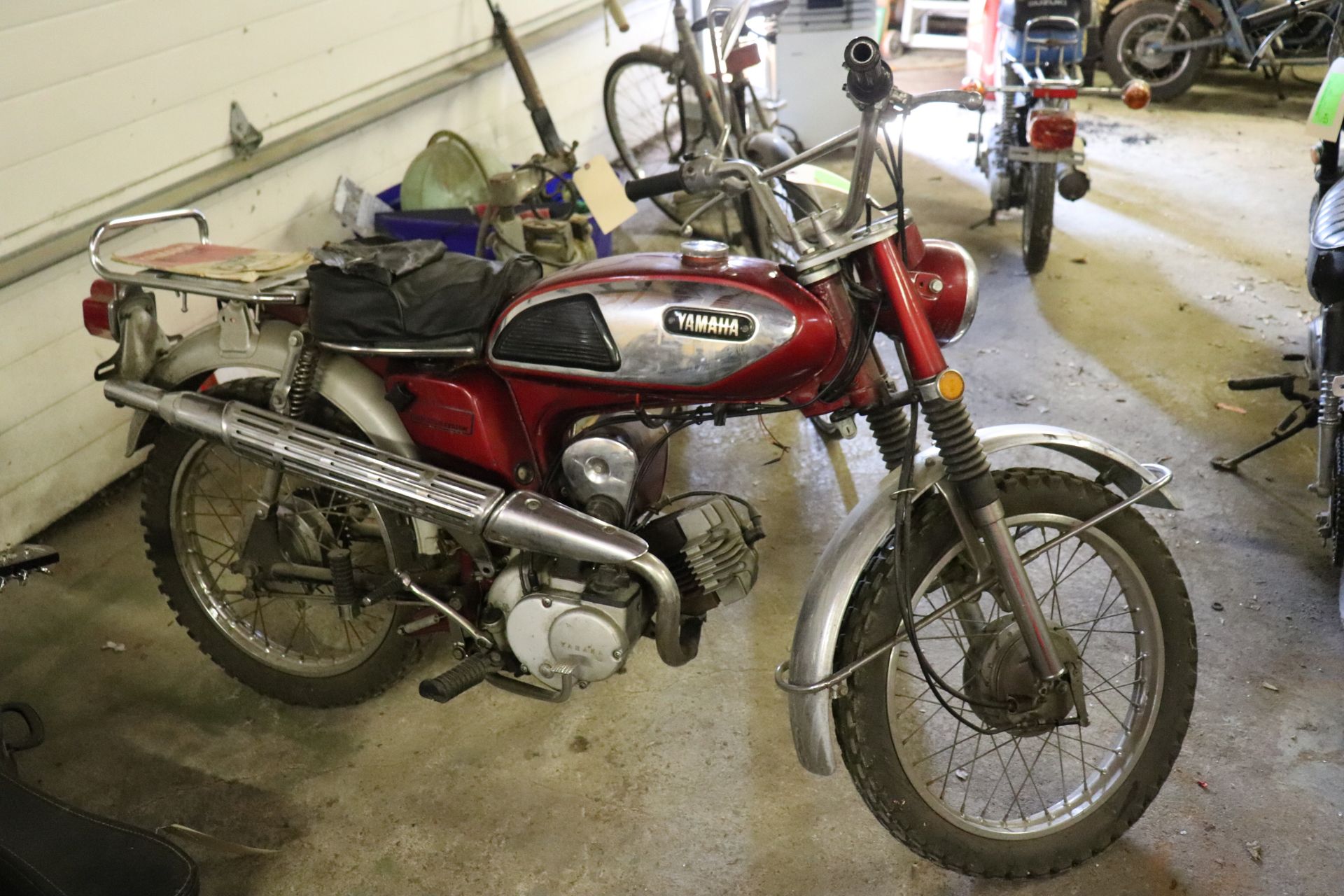 1971 Yamaha 100 L5TA, complete, turns over, no key, with manual, 2,192 miles MINI BIKES MARKED AS PA