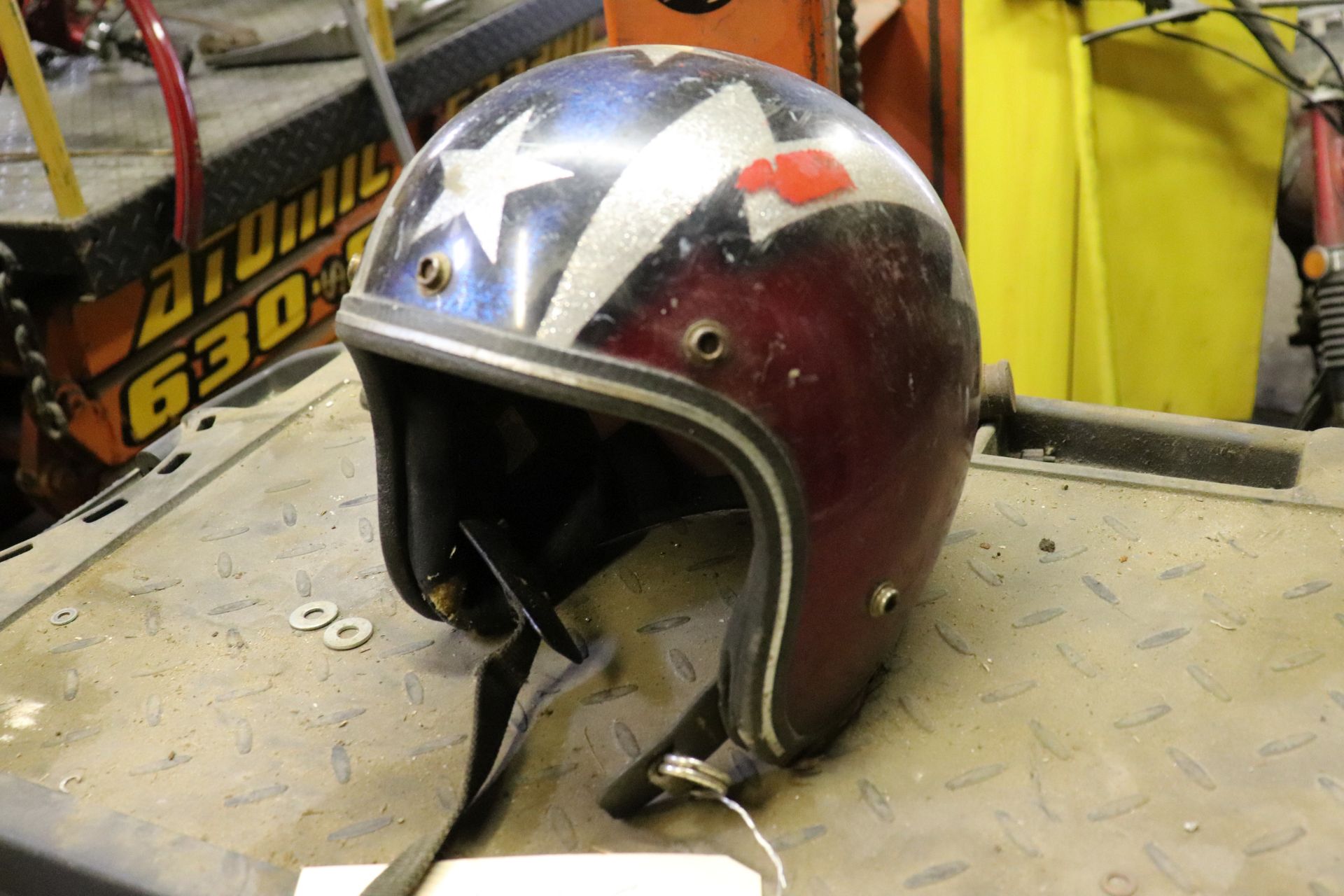 Vintage Comet 3/4 America helmet, needs liner