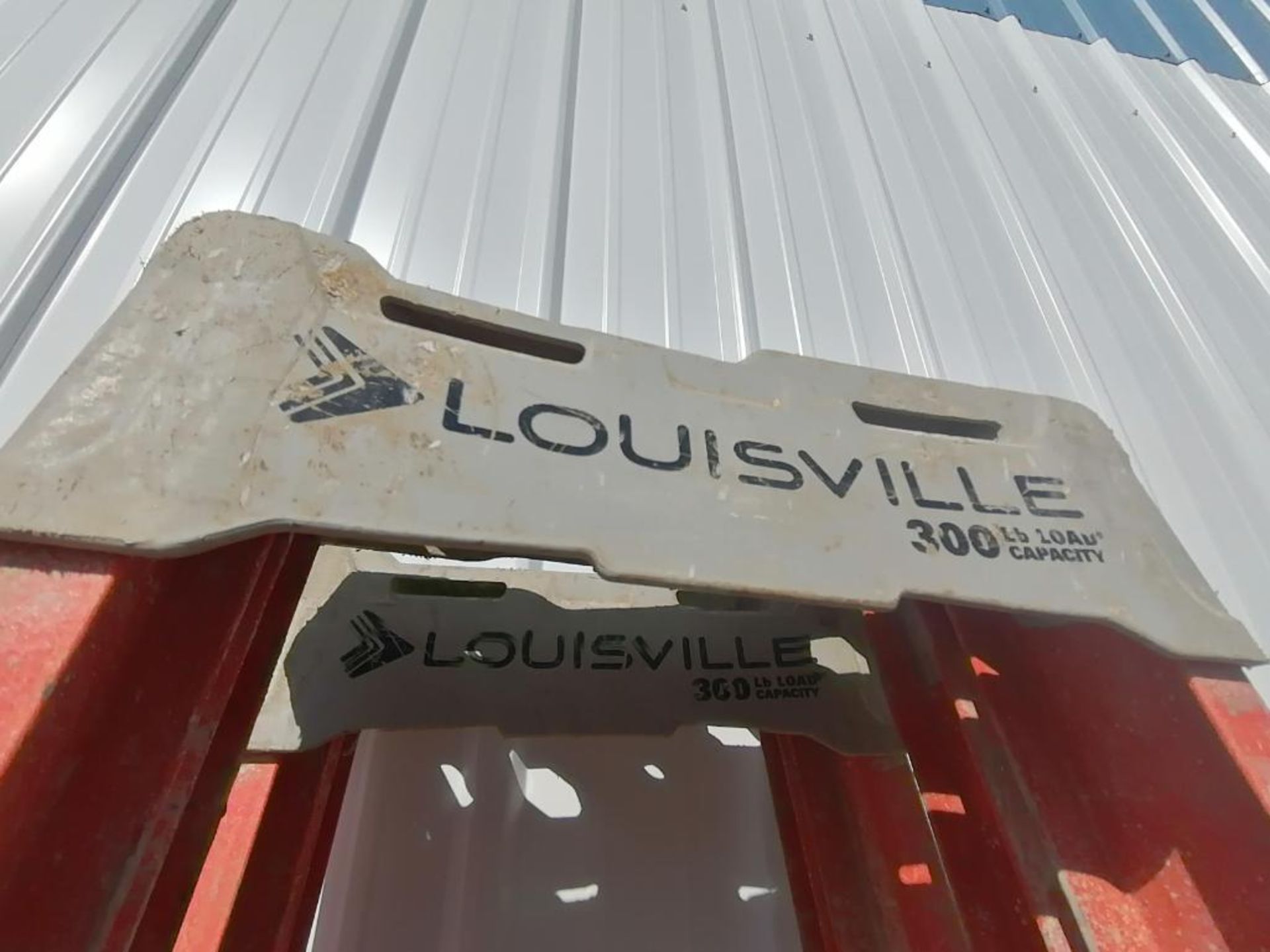 (2) Louisville 8' Step Ladders. Located in Mt. Pleasant, IA. - Bild 3 aus 5