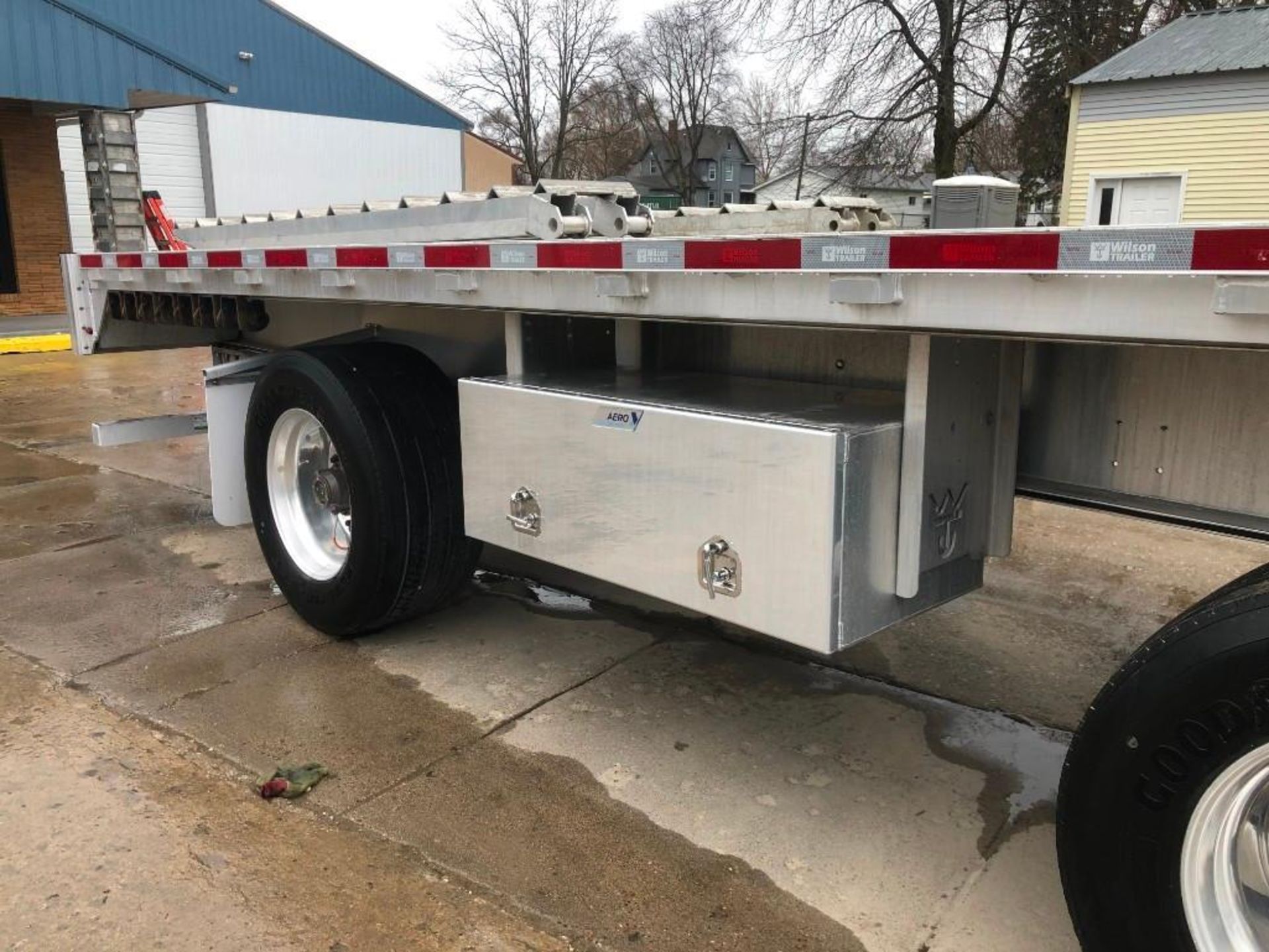 (1) 2018 WILSON Flatbed 53' X 102" Bed, Model AF-1080 SS, VIN #4WW5532A4J6625996 with Ramps, - Image 26 of 29