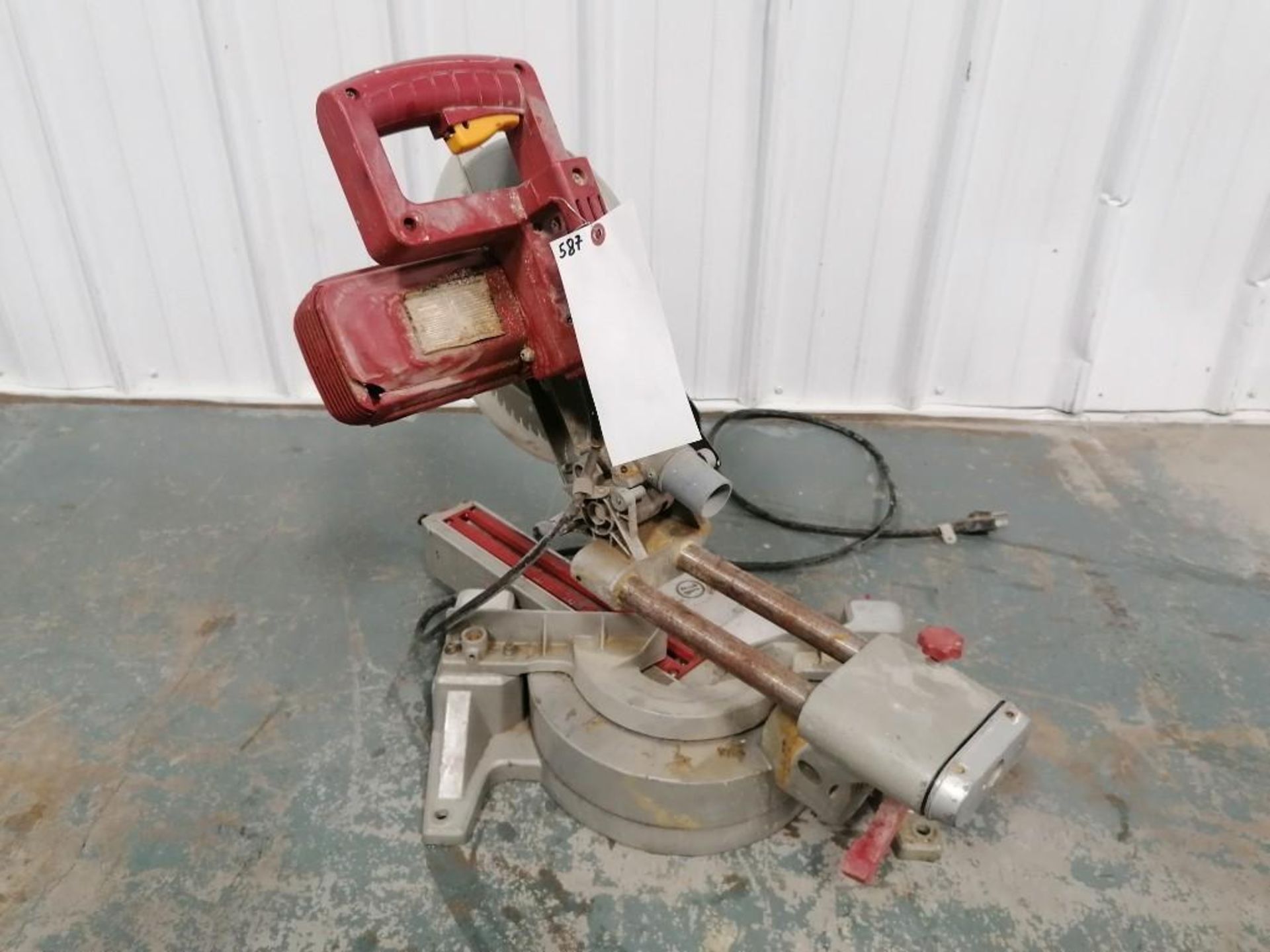(1) CHICAGO 10" Compound Slide Miter Saw, Model 98199. Located in Mt. Peasant, IA. - Image 4 of 4