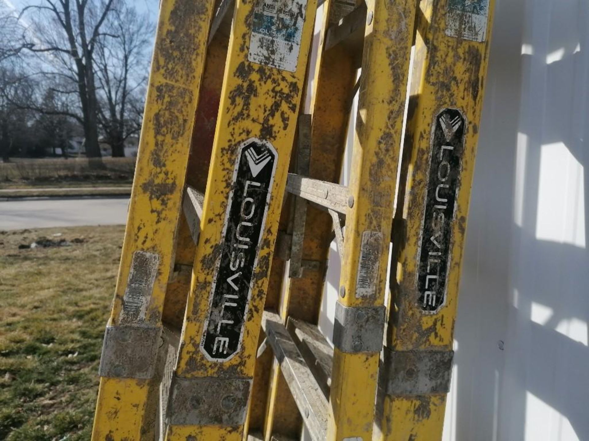 (2) Louisville 8' Step Ladders. Located in Mt. Pleasant, IA. - Image 2 of 2