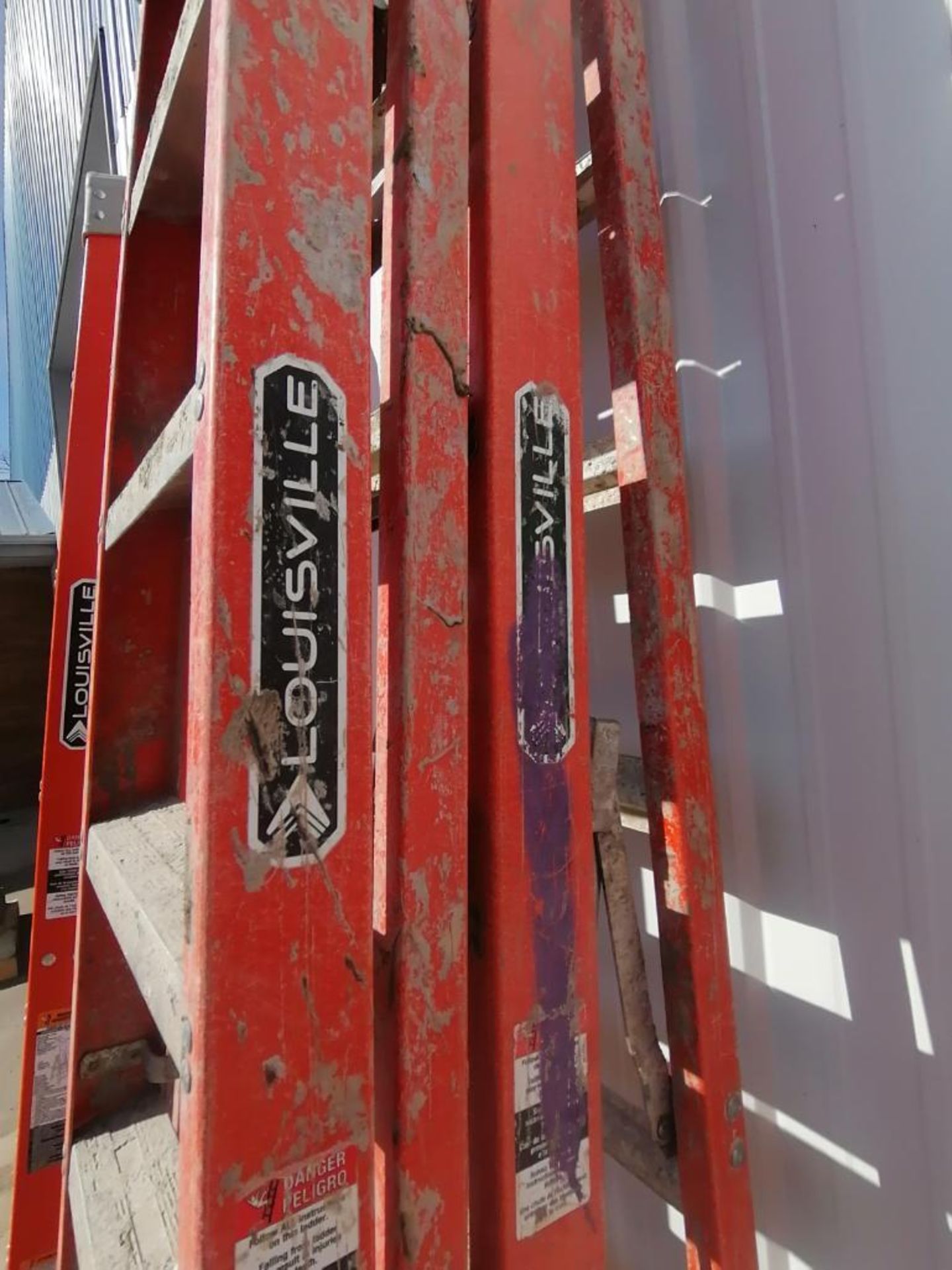 (2) Louisville 8' Step Ladders. Located in Mt. Pleasant, IA. - Image 2 of 4