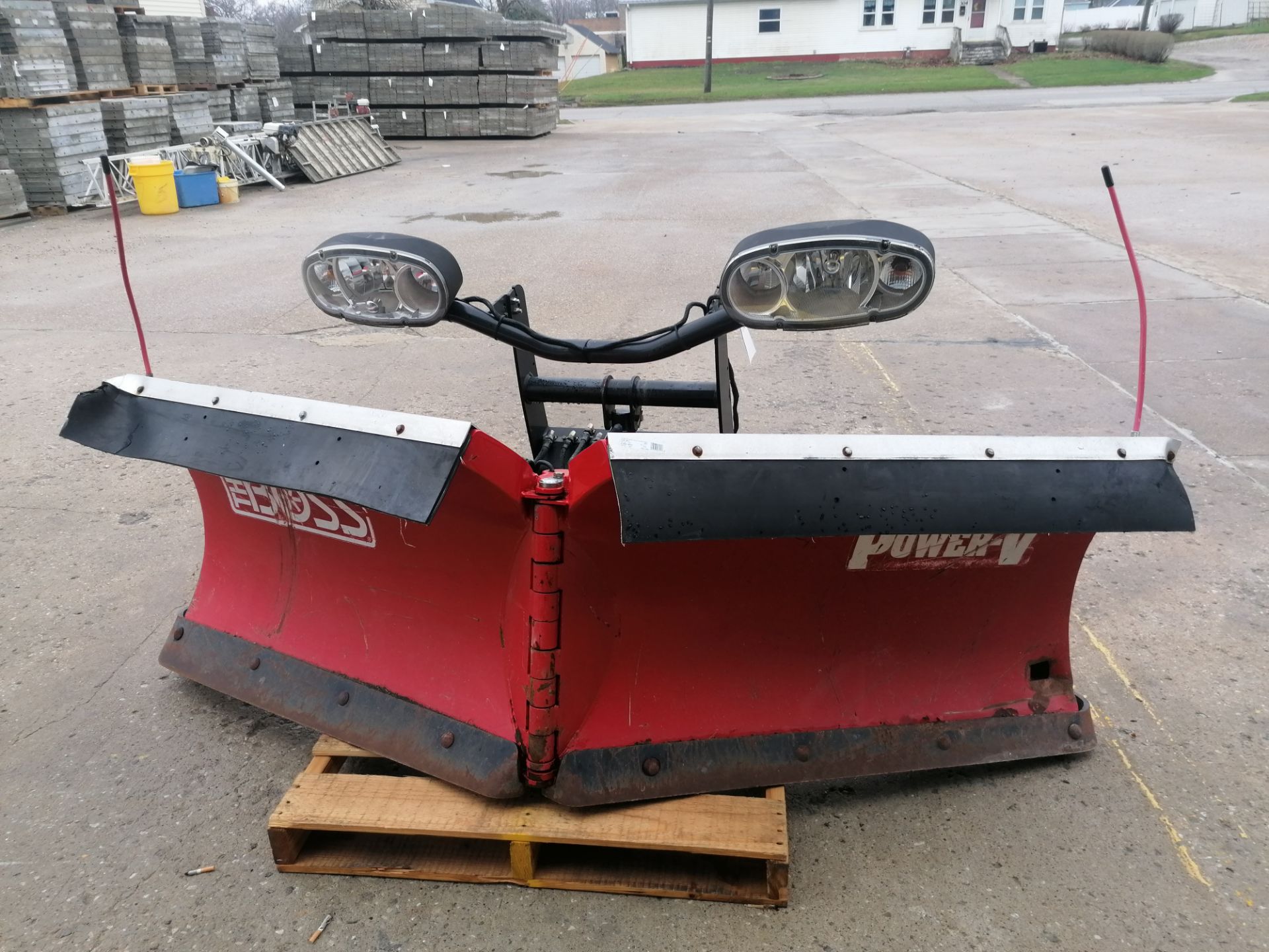 (1) 8' 2" THE BOSS Power-V Snow Plow, Serial #BC086809. Located in Mt. Pleasant, IA.