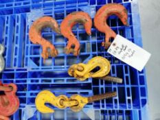 (3) 5/8 Campbell Hooks & (2) 5/8 , 1/2 Hooks. Located in Mt. Pleasant, IA