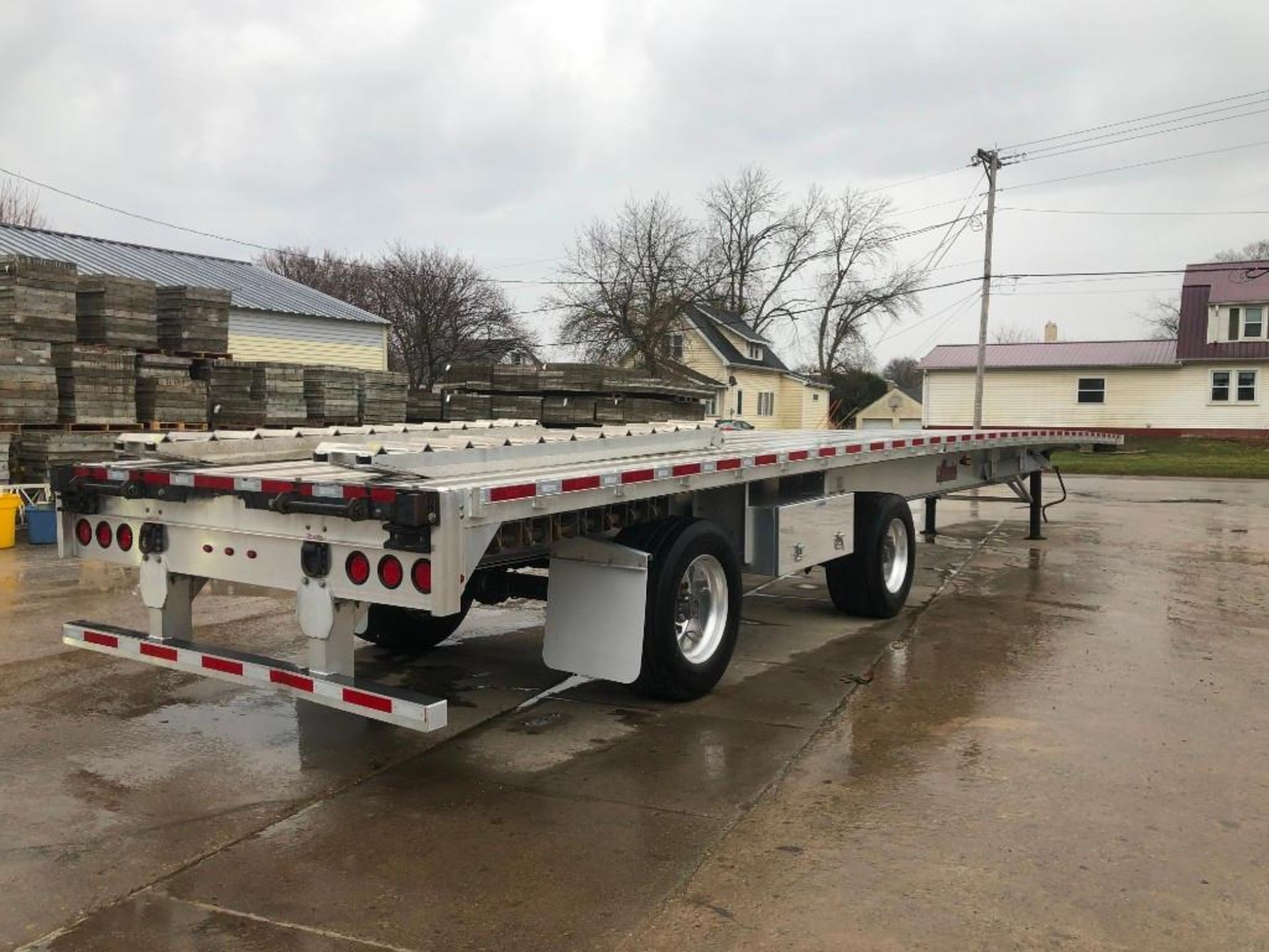 (1) 2018 WILSON Flatbed 53' X 102" Bed, Model AF-1080 SS, VIN #4WW5532A4J6625996 with Ramps, - Image 4 of 29