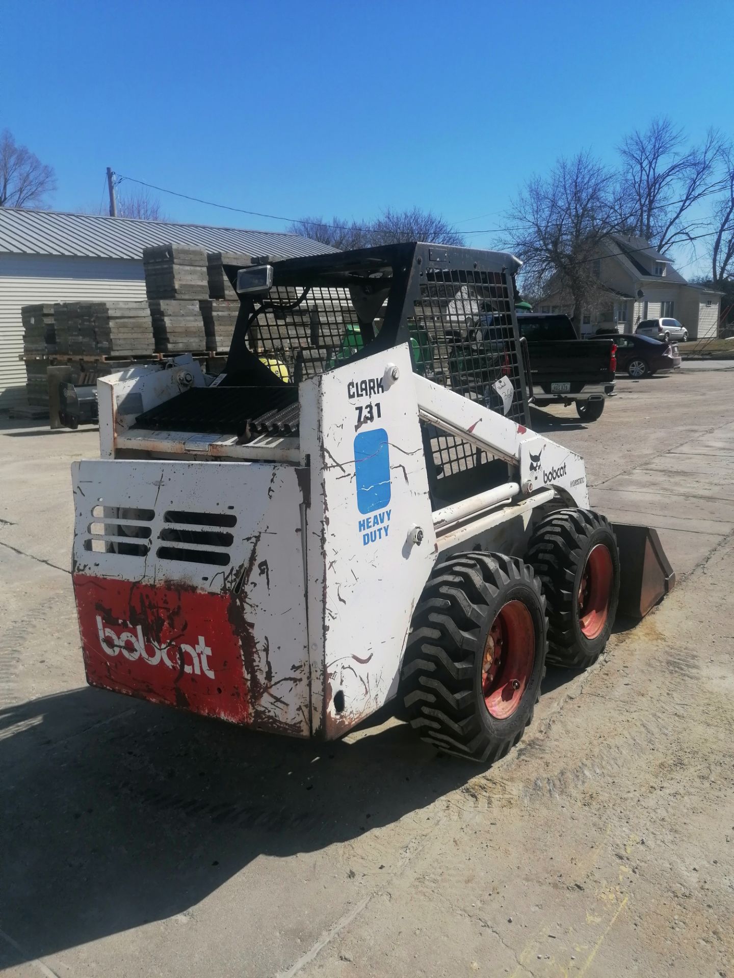 Bobcat Clark 731 Skid Steer, Serial # 5006-M-11959, 3309 Hours. Located in Mt. Pleasant, IA. - Image 3 of 26