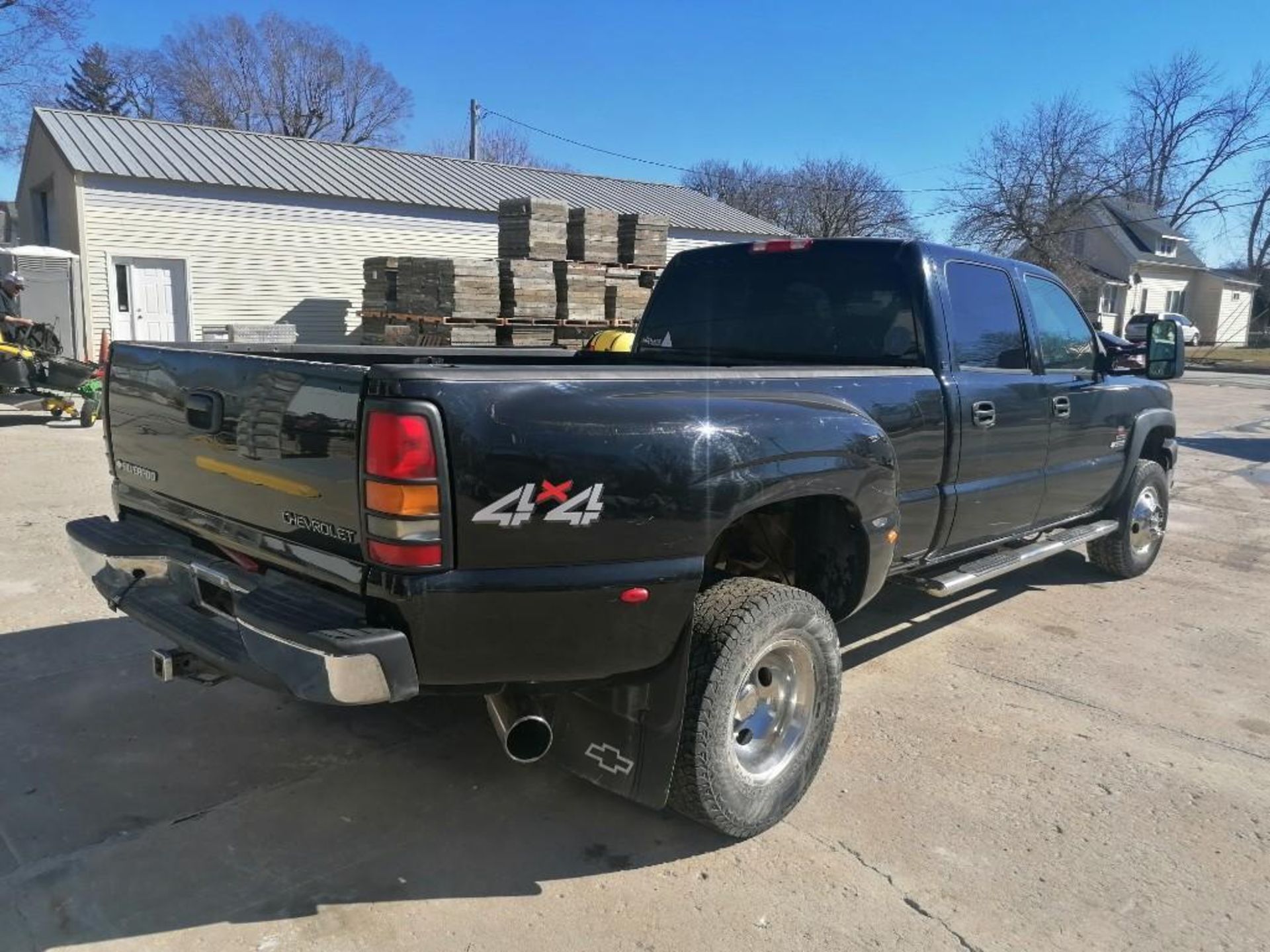 (1) 2004 Chevrolet Silverado Pickup, VIN #1GCJK33194F141723, 309851 Miles, 4x4. Located in Mt. P - Image 4 of 32