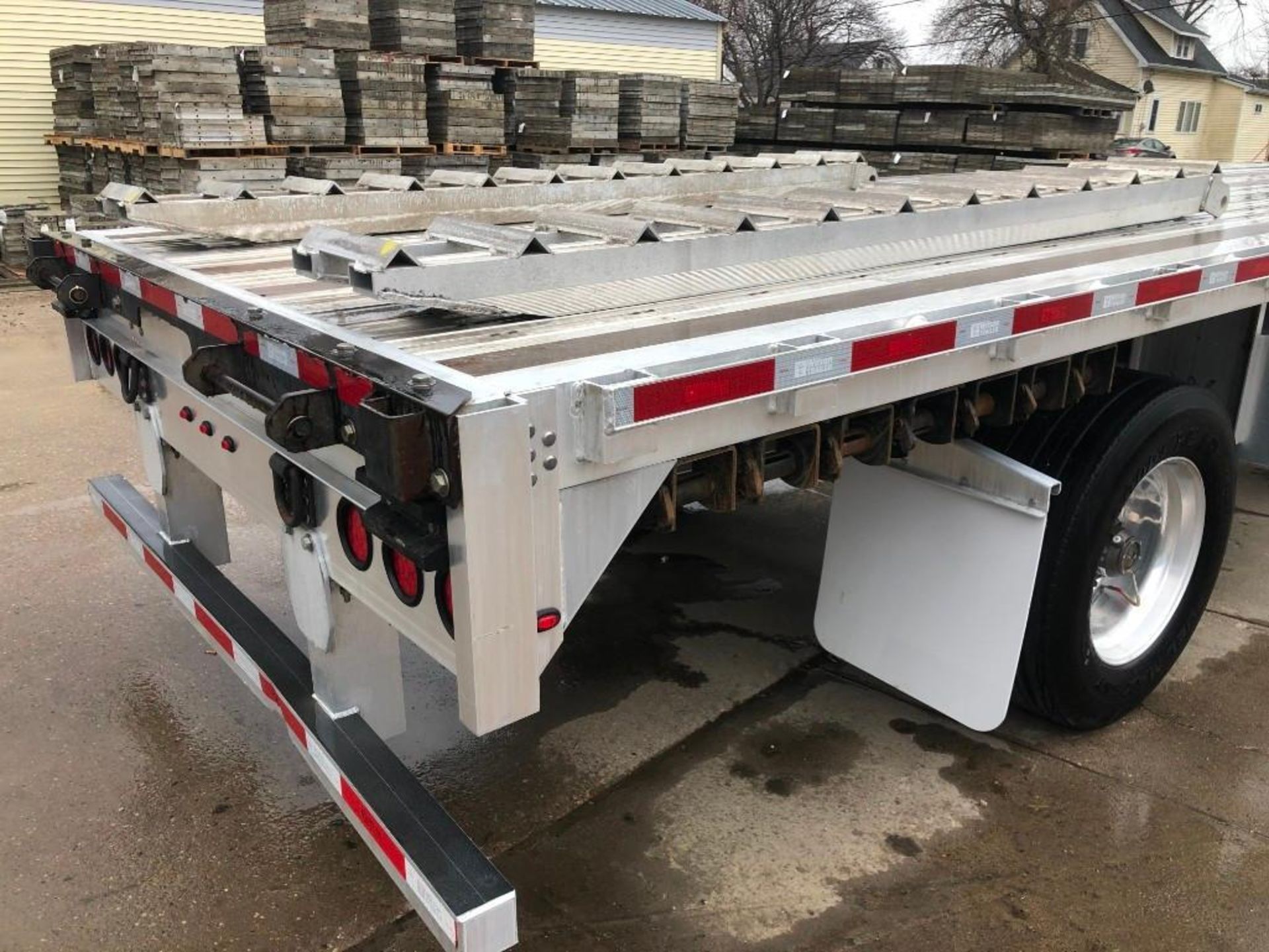 (1) 2018 WILSON Flatbed 53' X 102" Bed, Model AF-1080 SS, VIN #4WW5532A4J6625996 with Ramps, - Image 29 of 29