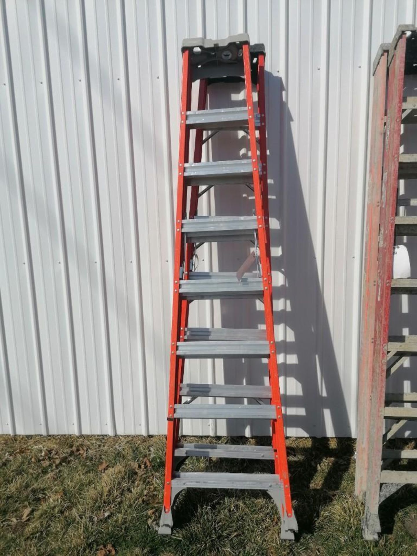 (2) NEW Louisville 8' Step Ladders. Located in Mt. Pleasant, IA. - Image 2 of 3
