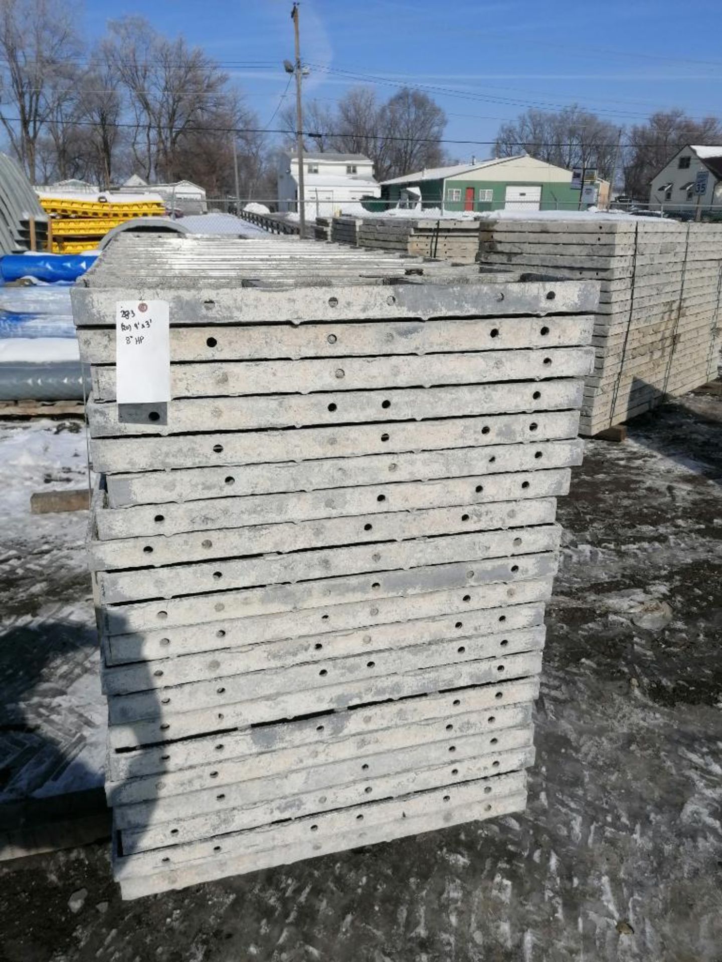 (20) 3' x 9' Wall-Ties Textured Brick Aluminum Concrete Forms 8" Hole Pattern. Located in Des - Image 10 of 11