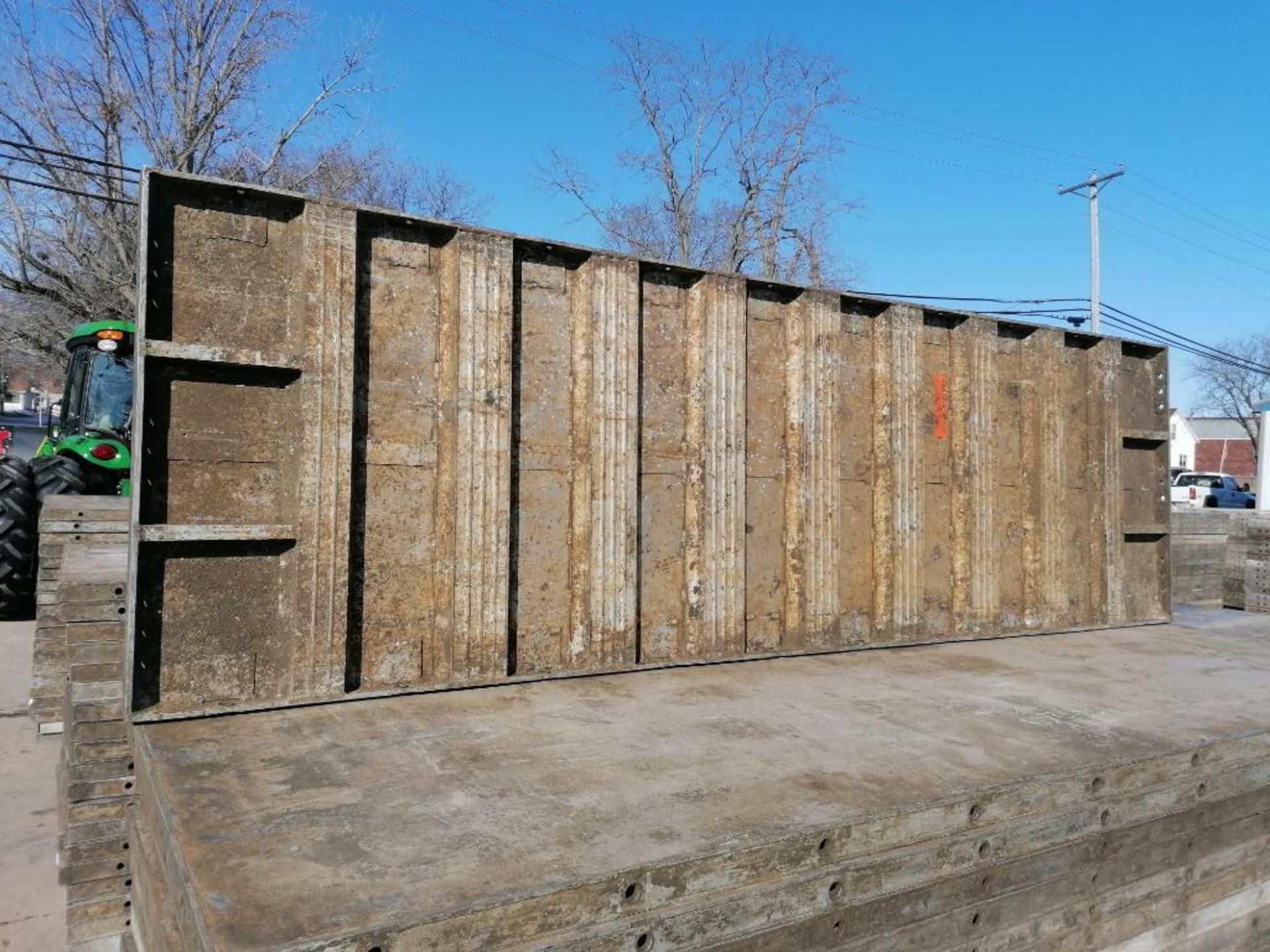 (20) 3' x 10' Wall-Ties Smooth Aluminum Concrete Forms 6-12 Hole Pattern. Located in Mt. Pleasant, - Image 13 of 13