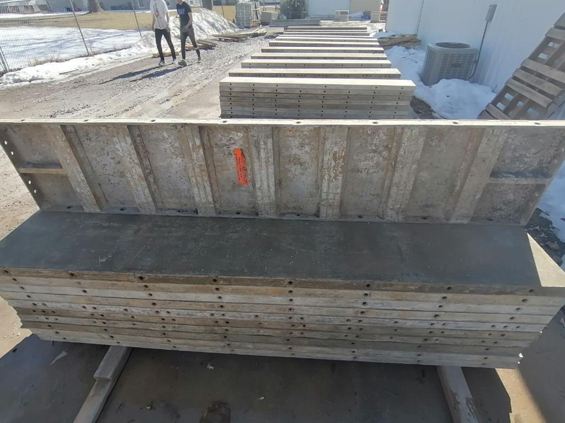 (11) 18" x 8' Wall-Ties Smooth Aluminum Concrete Forms 6-12 Hole Pattern. Located in Mt. Pleasant, - Image 5 of 5