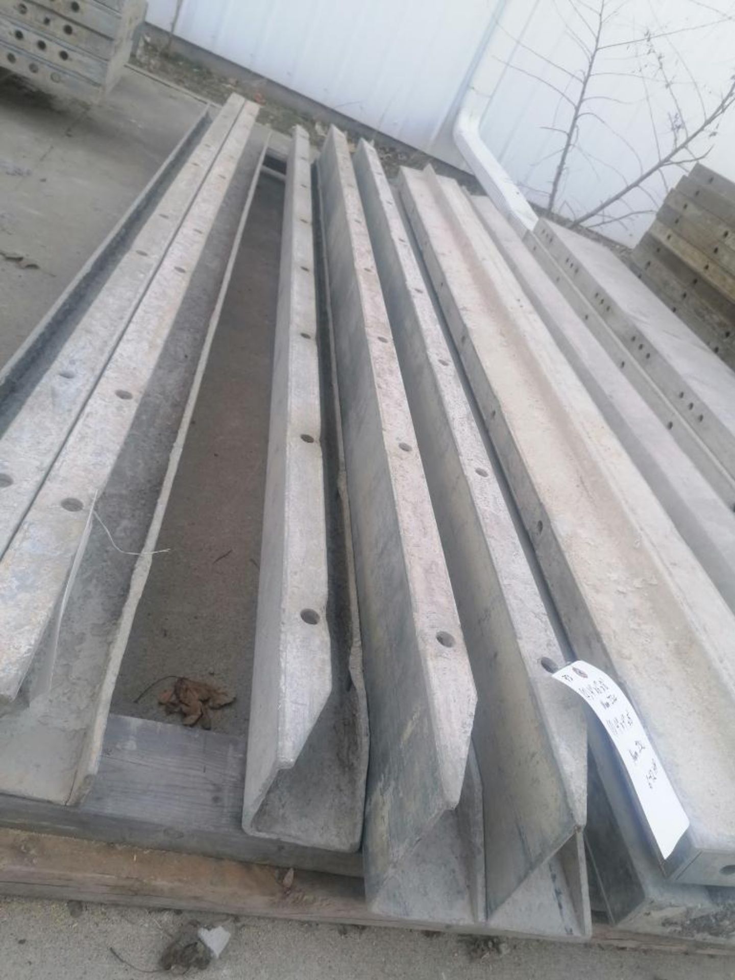 (2) 4" x 6" x 8' & (1) 4" x 4" x 8' Nominal ISC Wall-Ties Smooth Aluminum Concrete Forms 6-12 Hole - Image 2 of 2