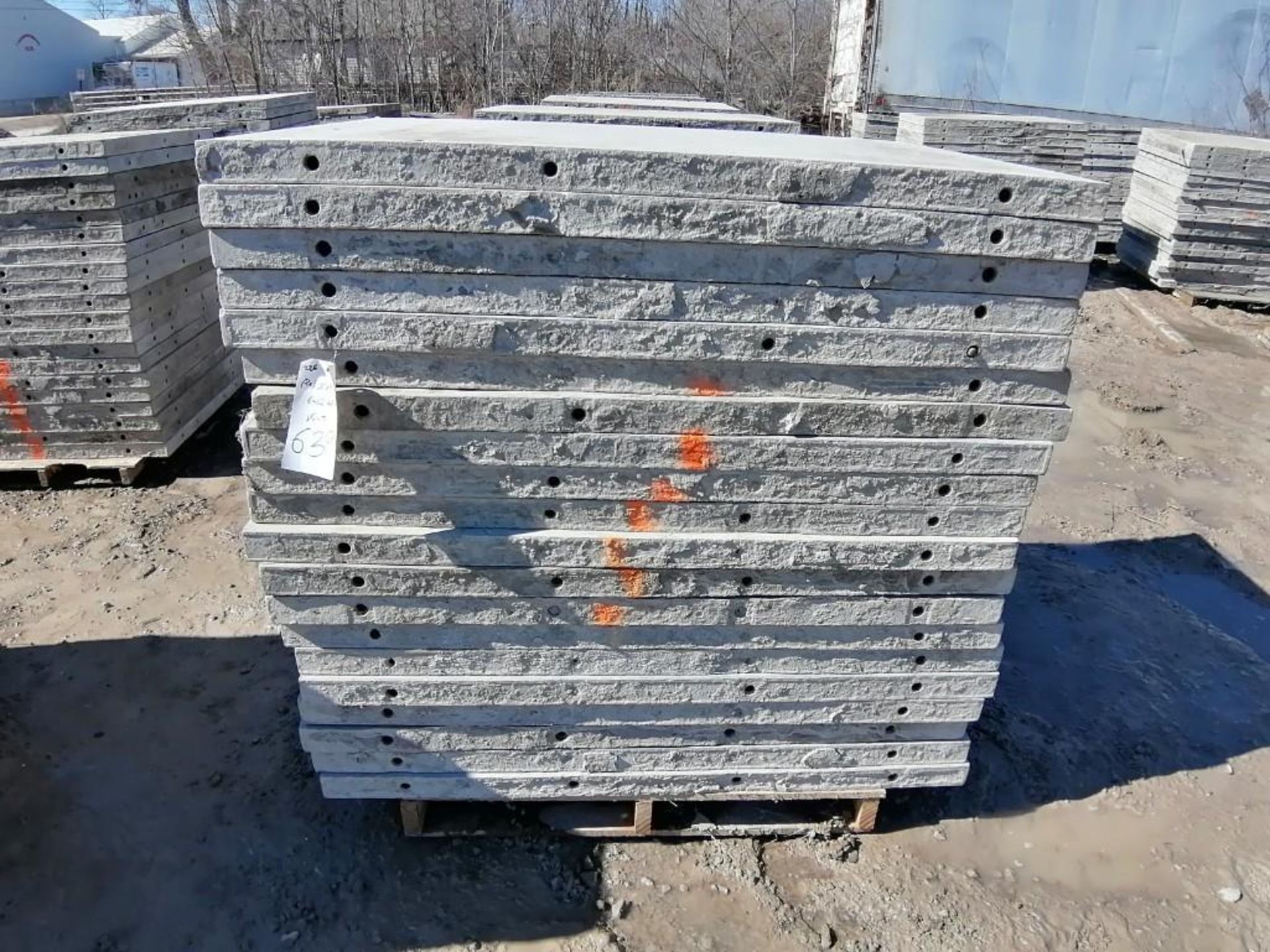 (20) 3' x 4' Wall-Ties Smooth Aluminum Concrete Forms 6-12 Hole Pattern. Located in Ottumwa, IA. - Image 8 of 8