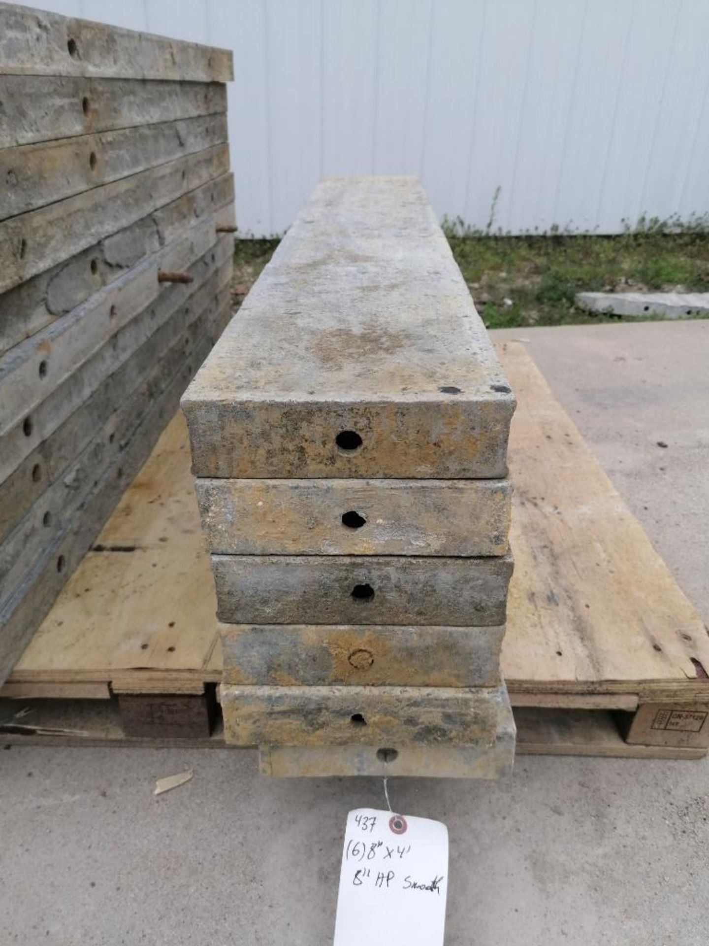 (6) 8" x 4' Wall-Ties Smooth Aluminum Concrete Forms 8" Hole Pattern. Located in Mt. Pleasant, IA.