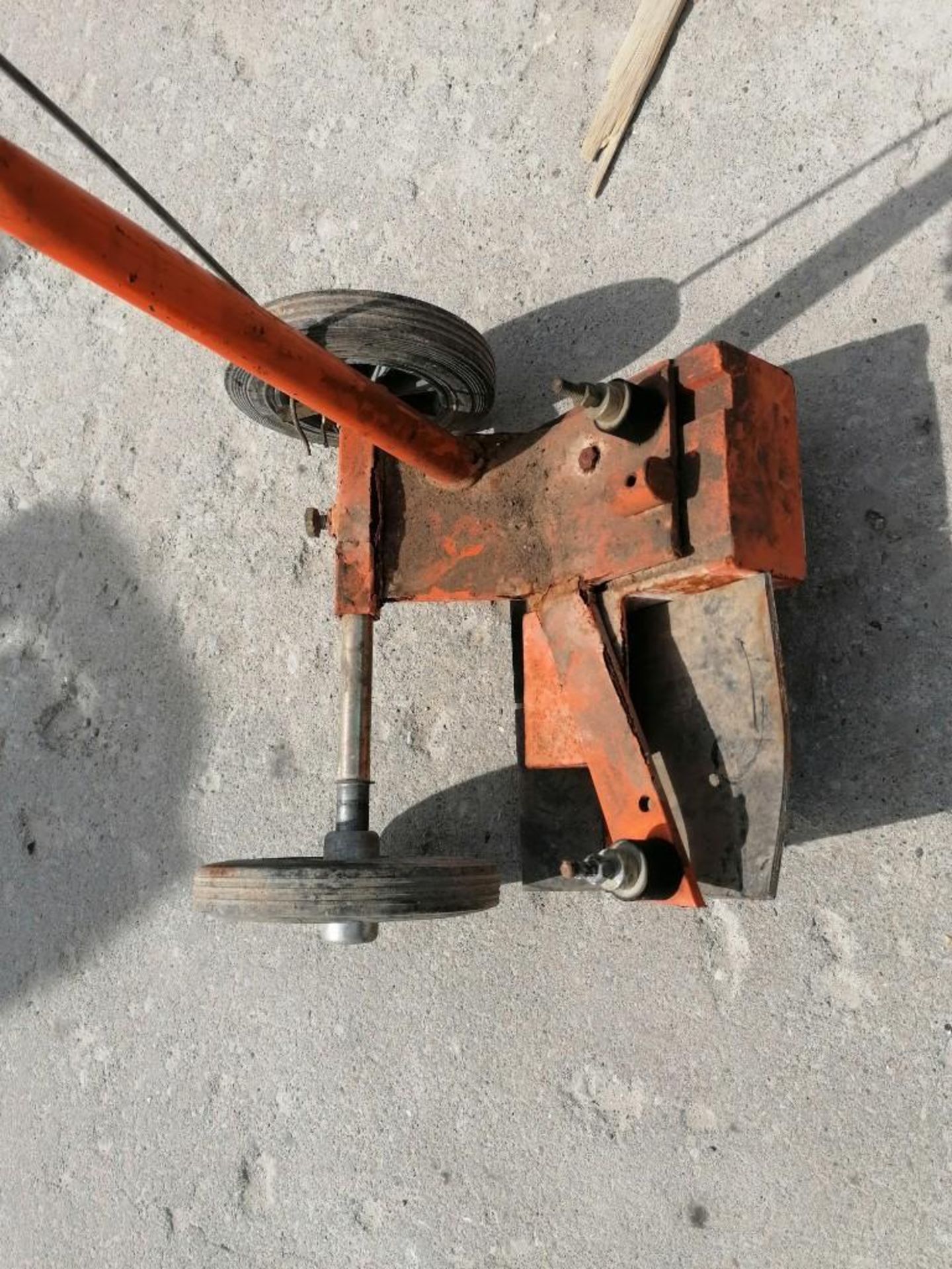 (1) Concrete Saw Cart & (1) Walk Behind Spreader Cart. Located in Mt. Pleasant, IA. - Image 3 of 5