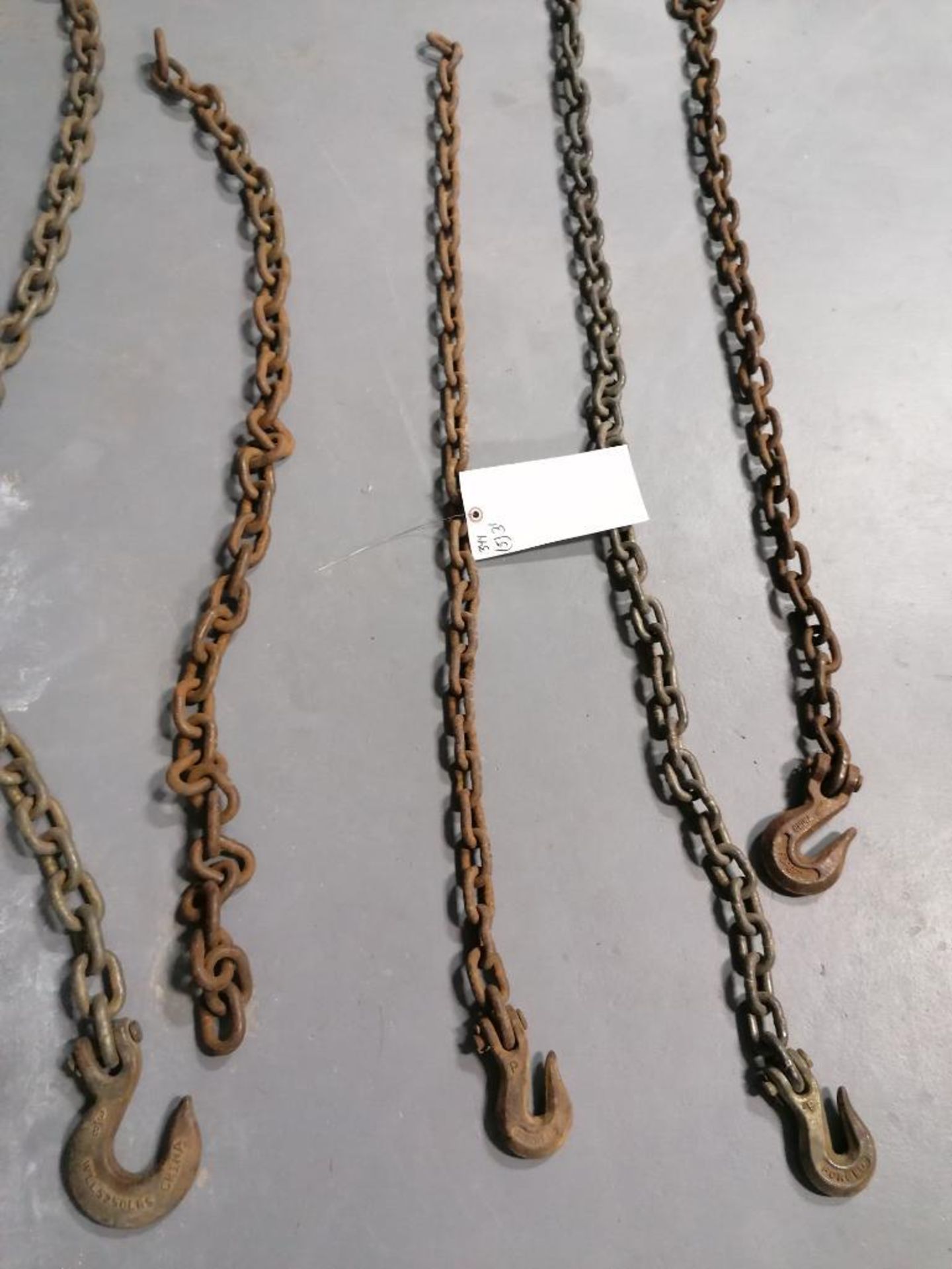 (5) 3/8" x 3' Chains with Hooks. Located in Mt. Pleasant, IA. - Image 5 of 10