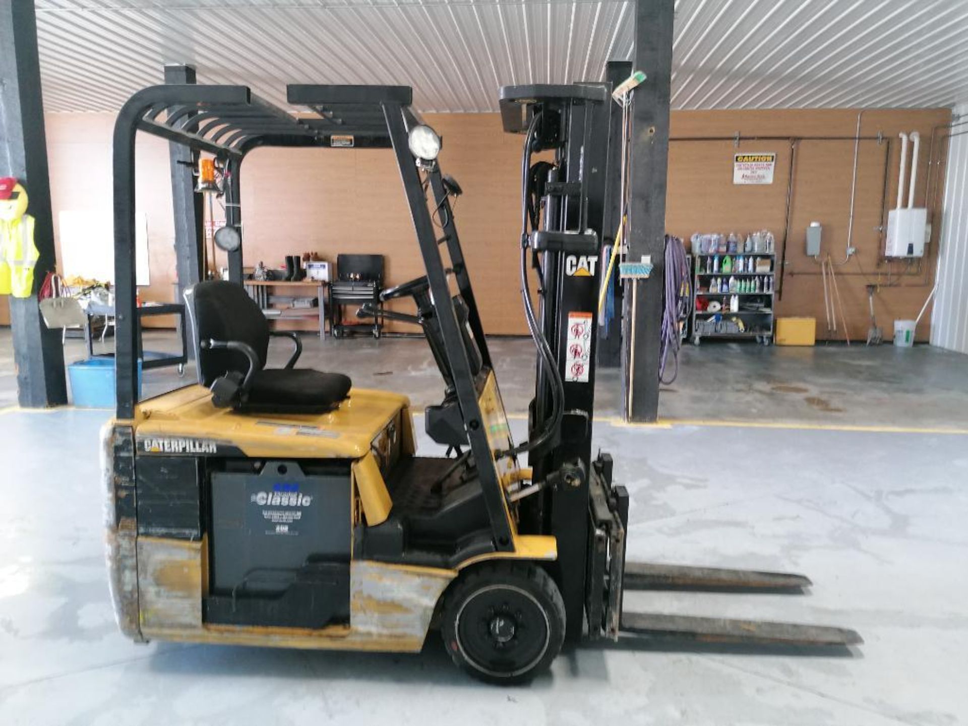 (1) Caterpillar EP16KT Forklift, Serial #ETB4B01714, 36V withÊ(1) C&D Industrial Forklift Battery - Image 8 of 30