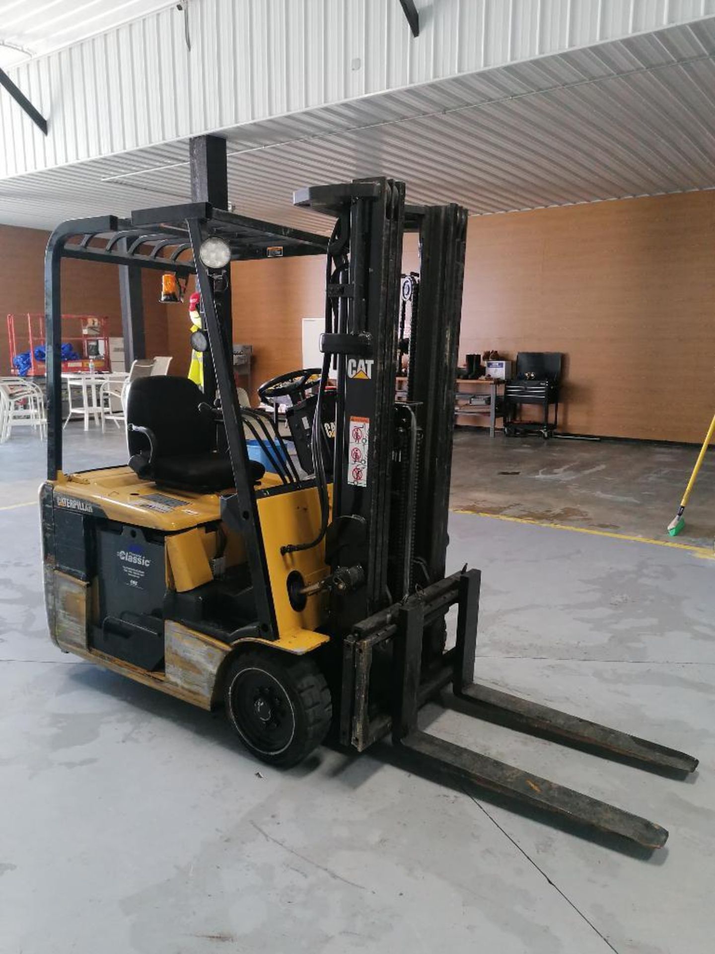 (1) Caterpillar EP16KT Forklift, Serial #ETB4B01714, 36V withÊ(1) C&D Industrial Forklift Battery - Image 7 of 30