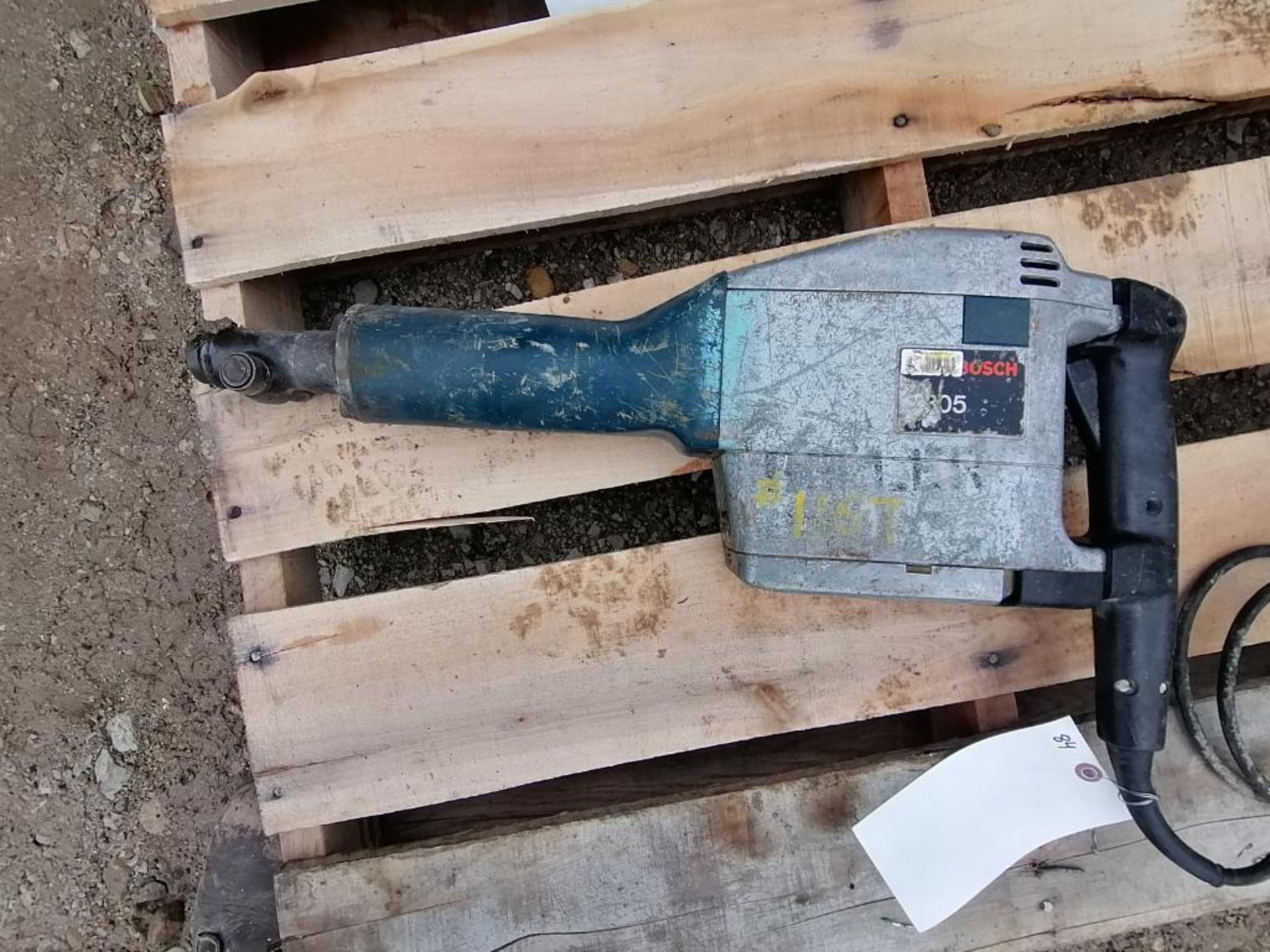 (1) Bosch Demolition Hammer Drill, Model 0611 305, Serial #1631212. Located in Waukegan, IL. - Image 2 of 7