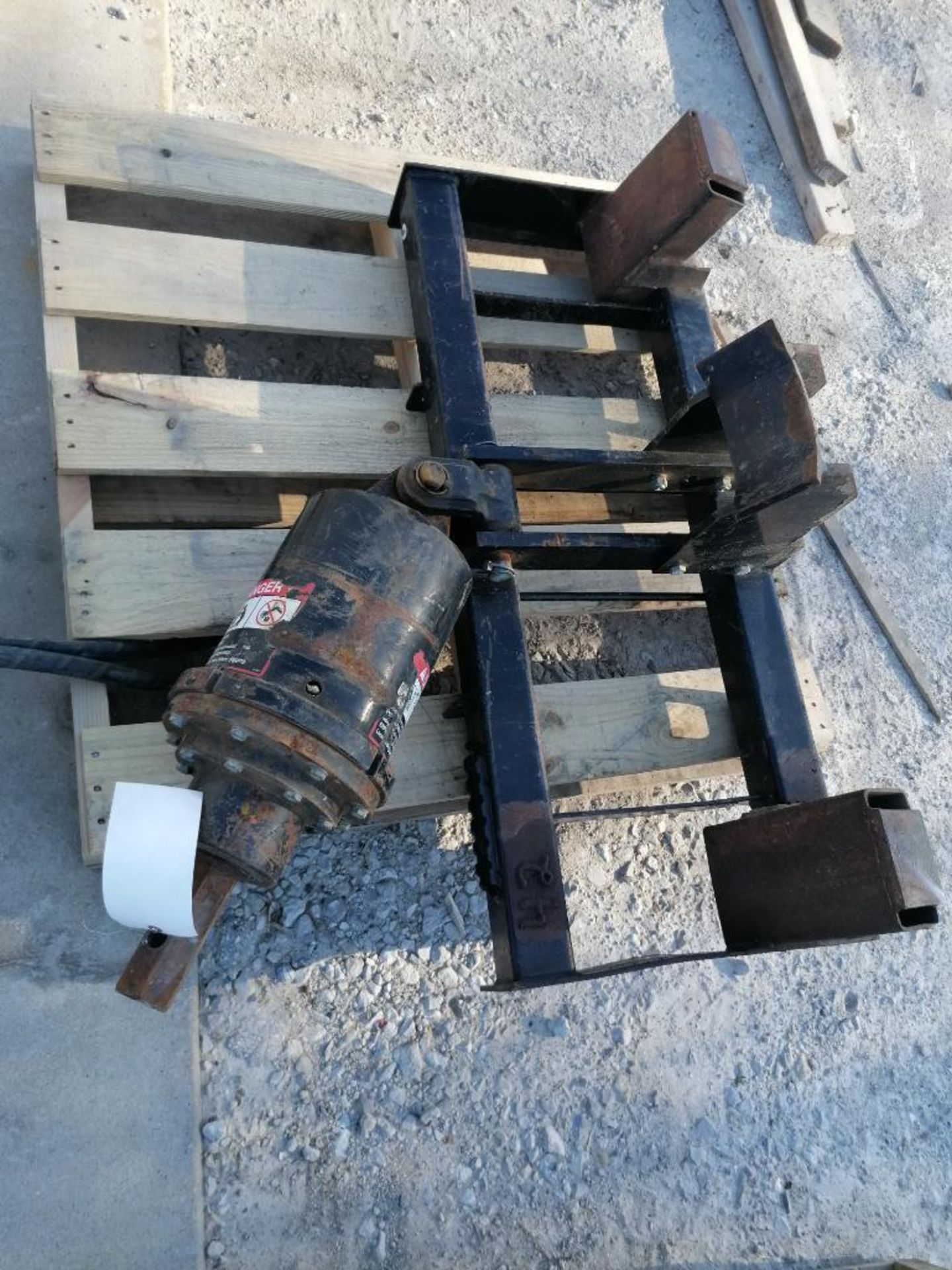 (1) John Deere PA30 Auger for Skid Steer, Serial #1T0PA30XVC0001229. Located in Mt. Pleasant, IA. - Image 7 of 9