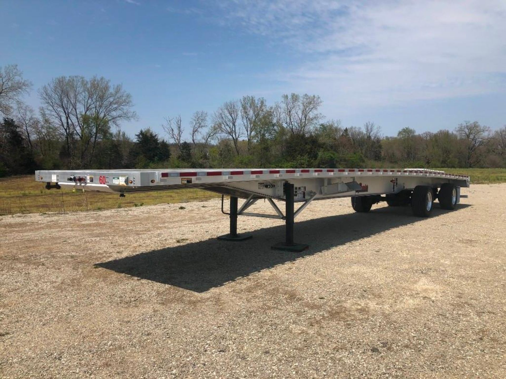 (1)Ê2018 WILSON Flatbed 53' x 102" Bed, Model AF-1080SS with Ramps, VIN #4WW5532A7J6625975,