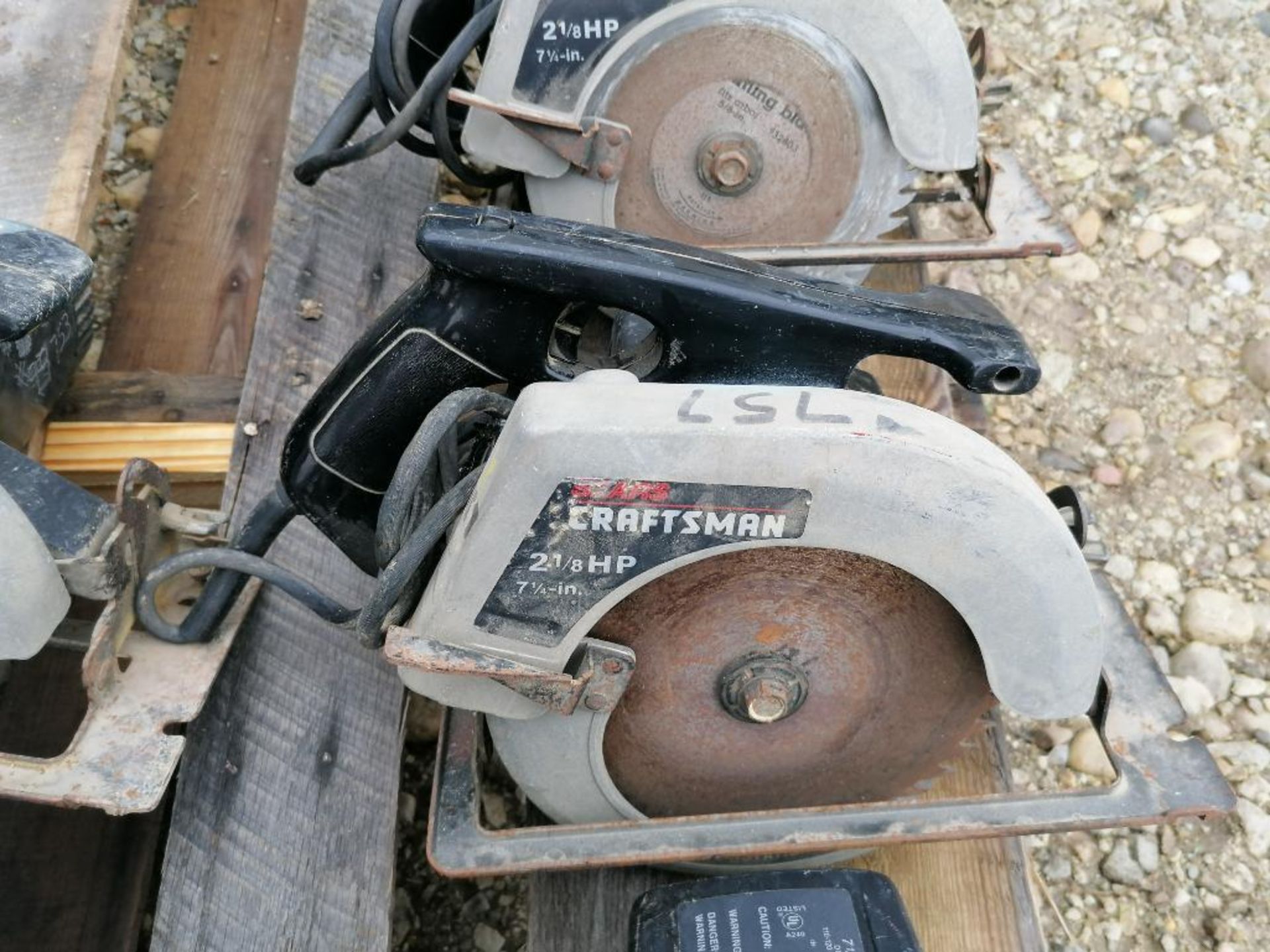 (5) Craftsman 2 1/8 HP, 7 1/4 " Circular Saw. Located in Waukegan, IL. - Image 3 of 8