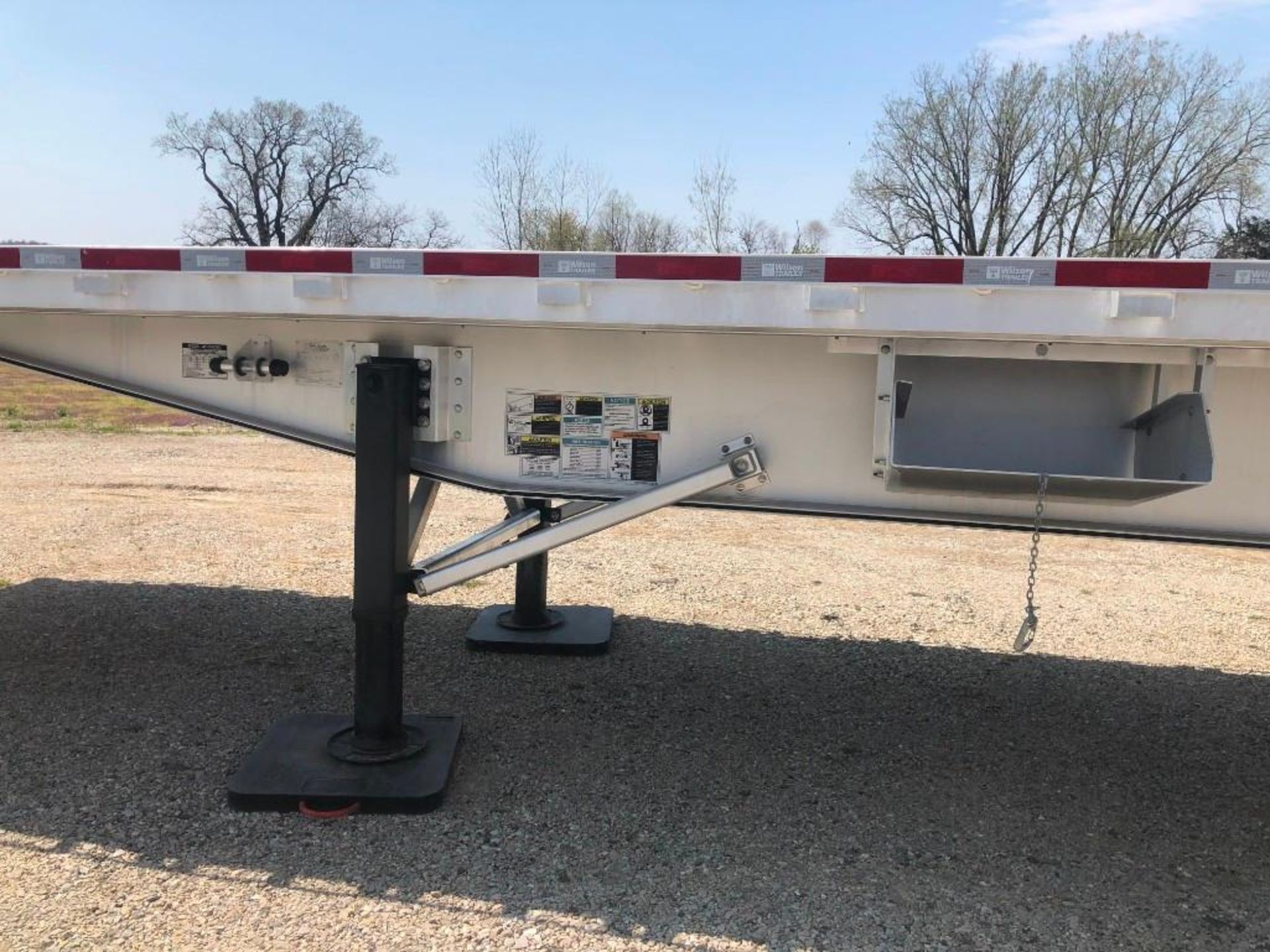 (1)Ê2018 WILSON Flatbed 53' x 102" Bed, Model AF-1080SS with Ramps, VIN #4WW5532A7J6625975, - Image 15 of 26