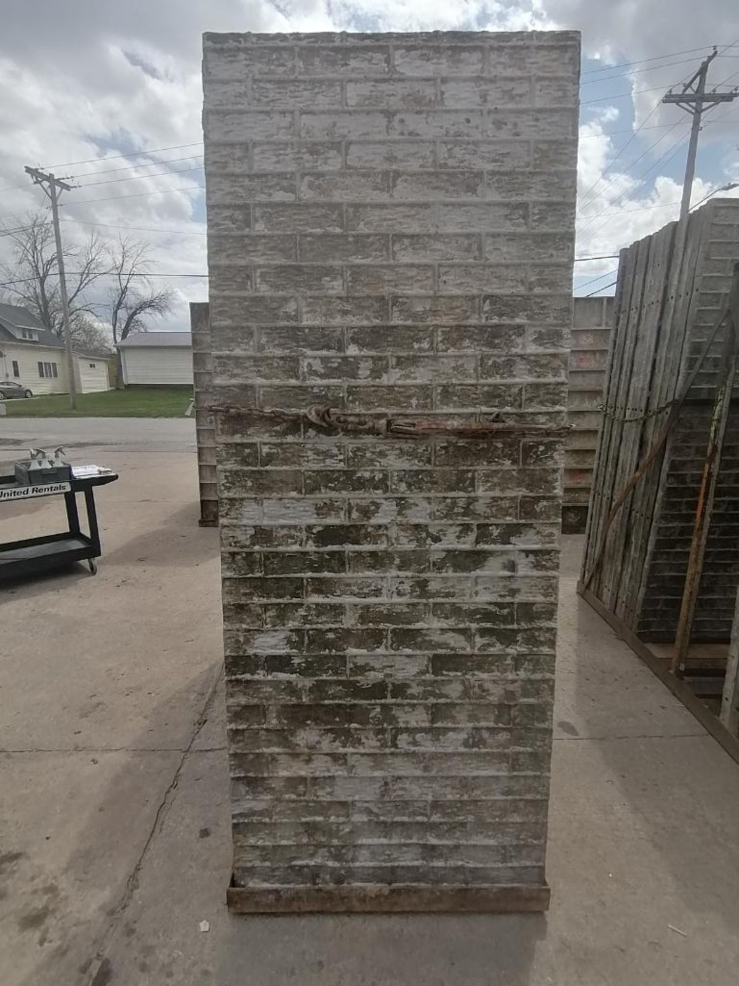 (27) 3' x 8' Wall-Ties Textured Brick Aluminum Concrete Forms 8" Hole Pattern, Basket is included. - Image 5 of 8
