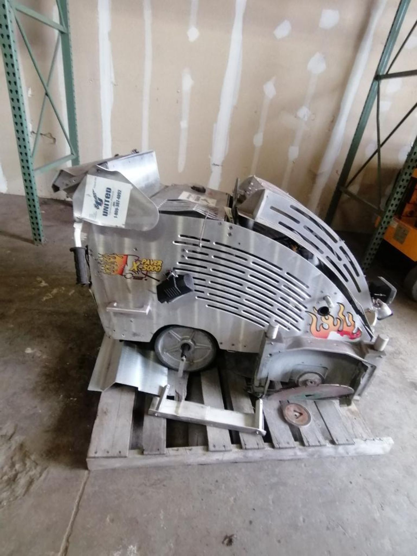 (1) Soff-Cut G2000 Walk-Behind Concrete Saw, Serial #1702 for PARTS. Located in Naperville, IL.