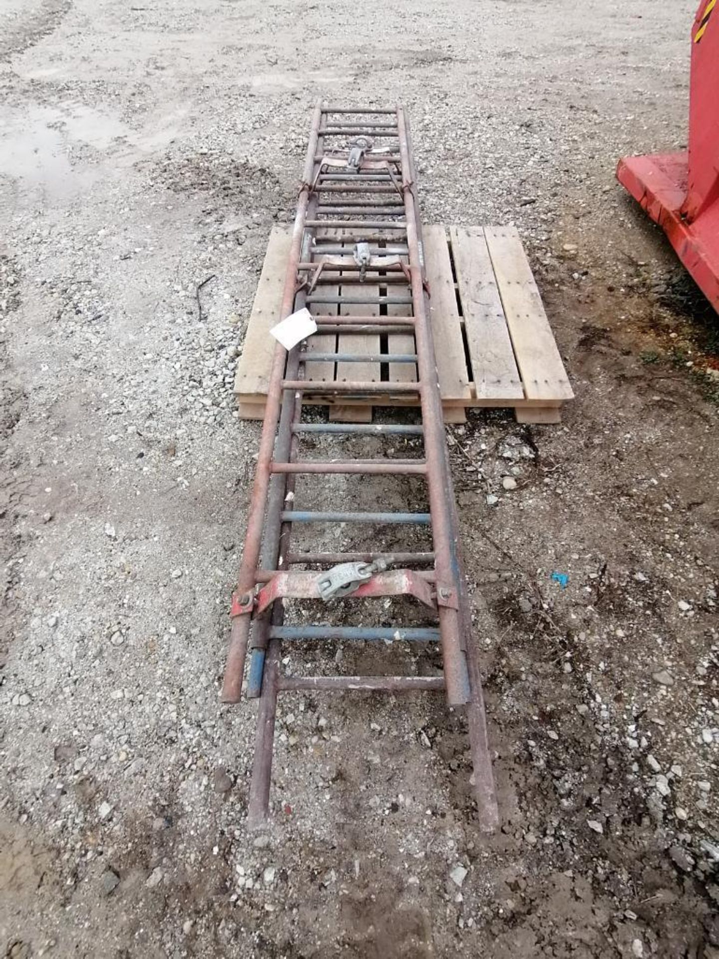 (3) 10' Scaffolding Ladders. Located in Waukegan, IL.