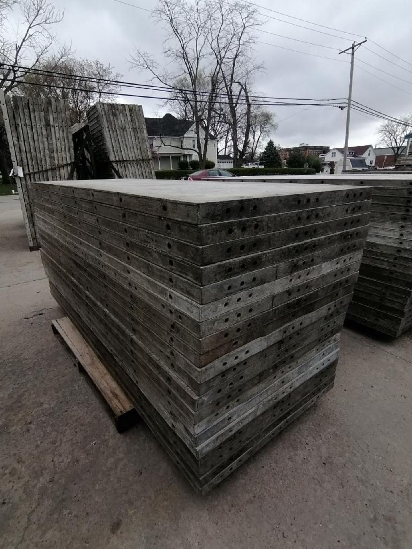 (20) 3' x 8' Wall-Ties Smooth Aluminum Concrete Forms 6-12 Hole Pattern. Located in Mt. Pleasant, - Image 2 of 9