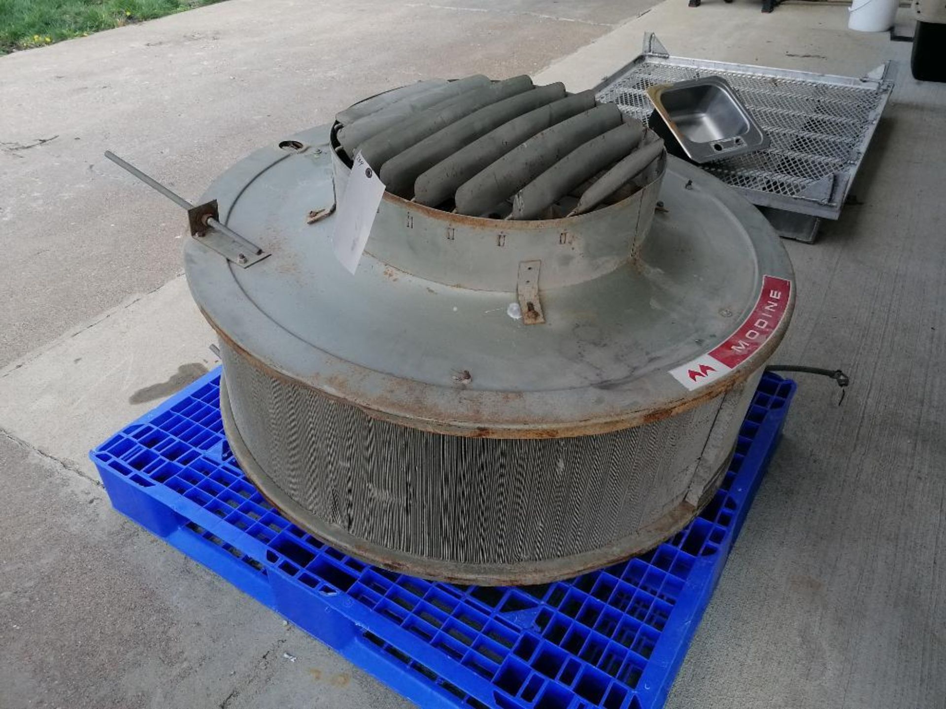 (1) MODINE Industrial Ventilator, Model PT1370, Serial #N1A5376471. Located in Mt. Pleasant, IA.